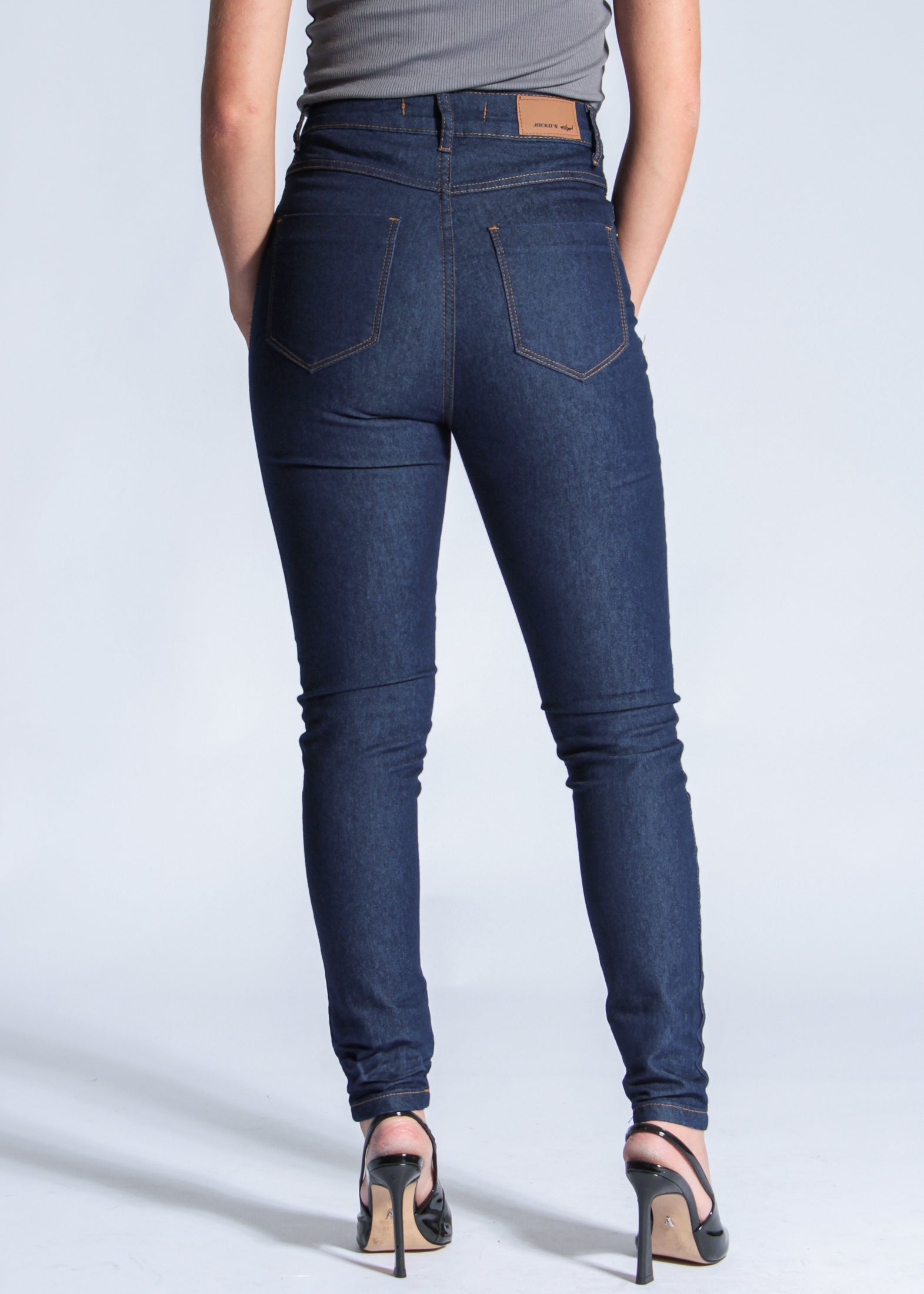 Calça Jeans Skinny Nervura - Amaciada