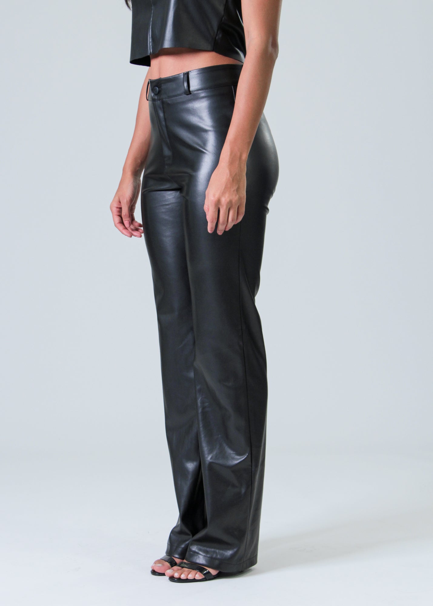Calça Wide Leg Couro Fake - Preta