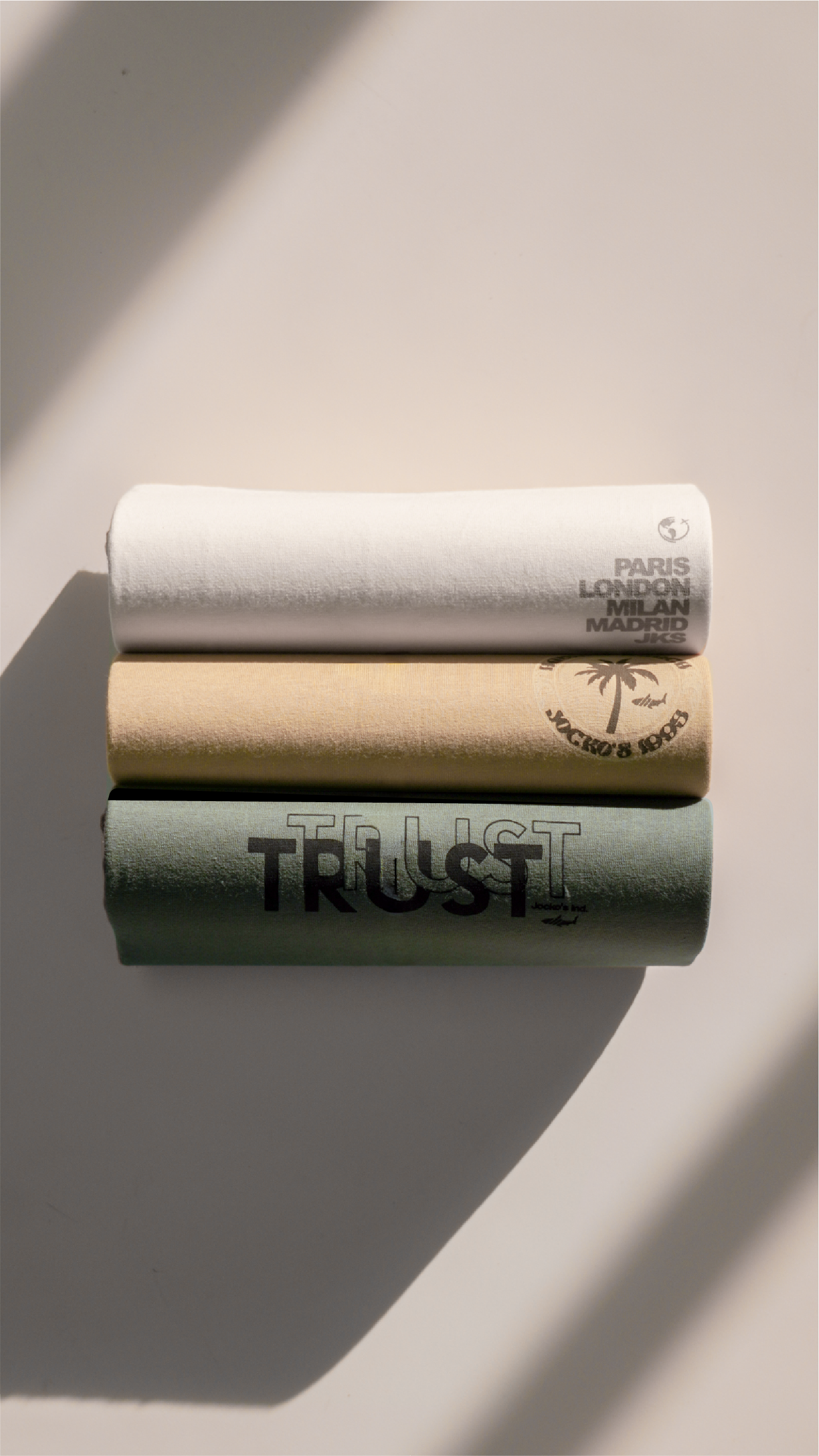 KIT - PARIS | 3 CAMISETAS ESTAMPADAS