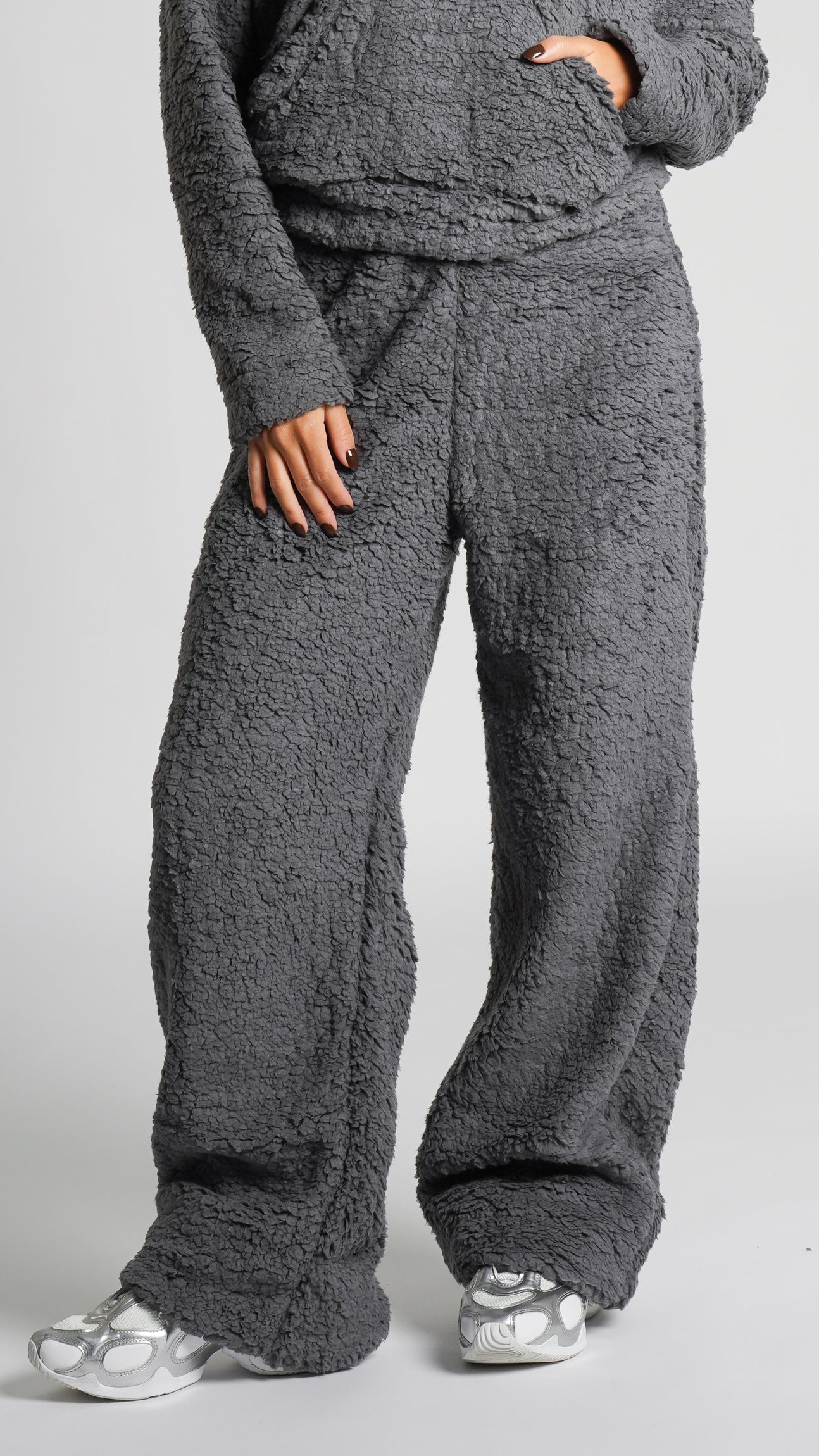 Calça Sherpa Reta - Grafite