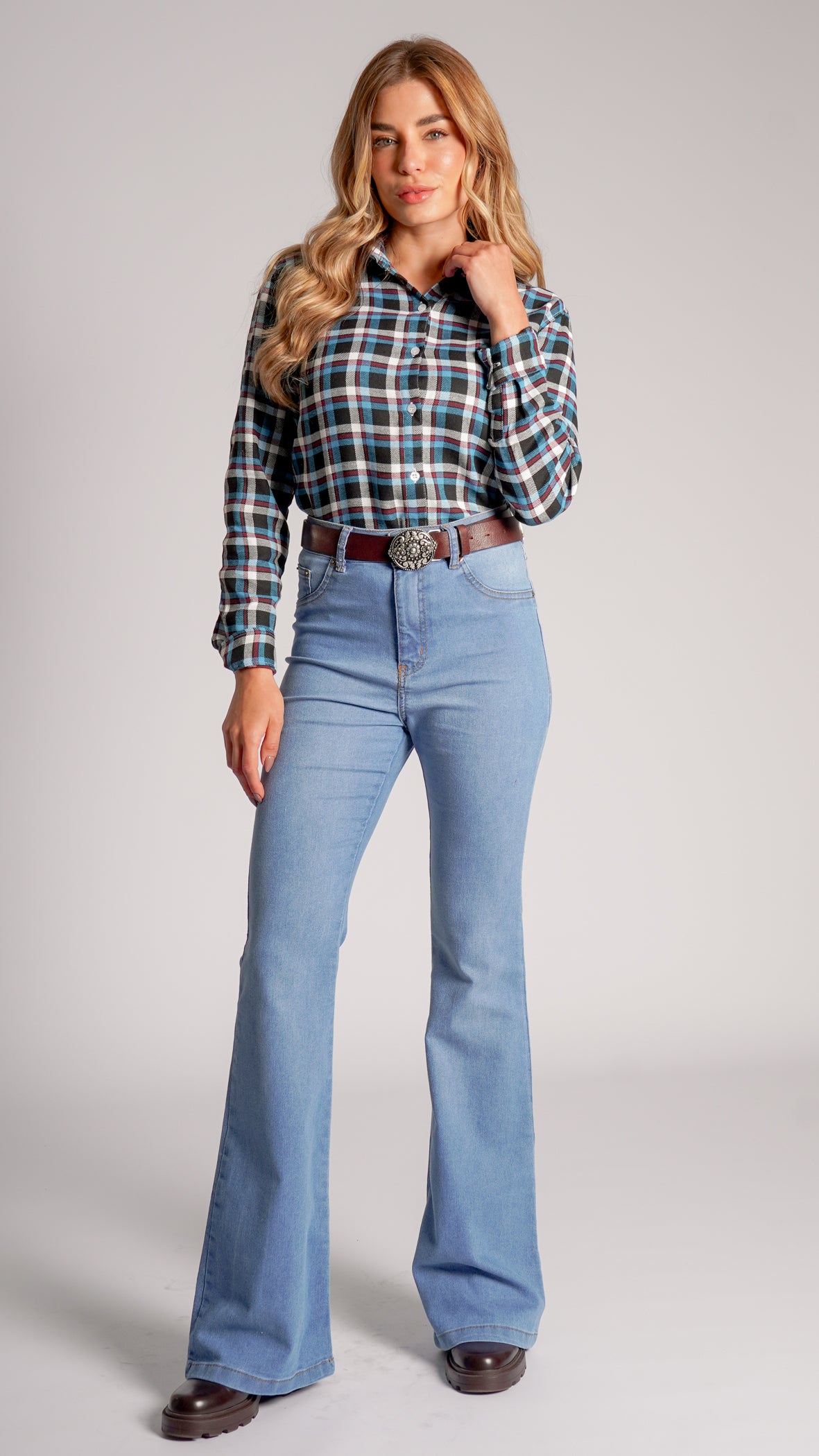 Calça Jeans Flare - Clara