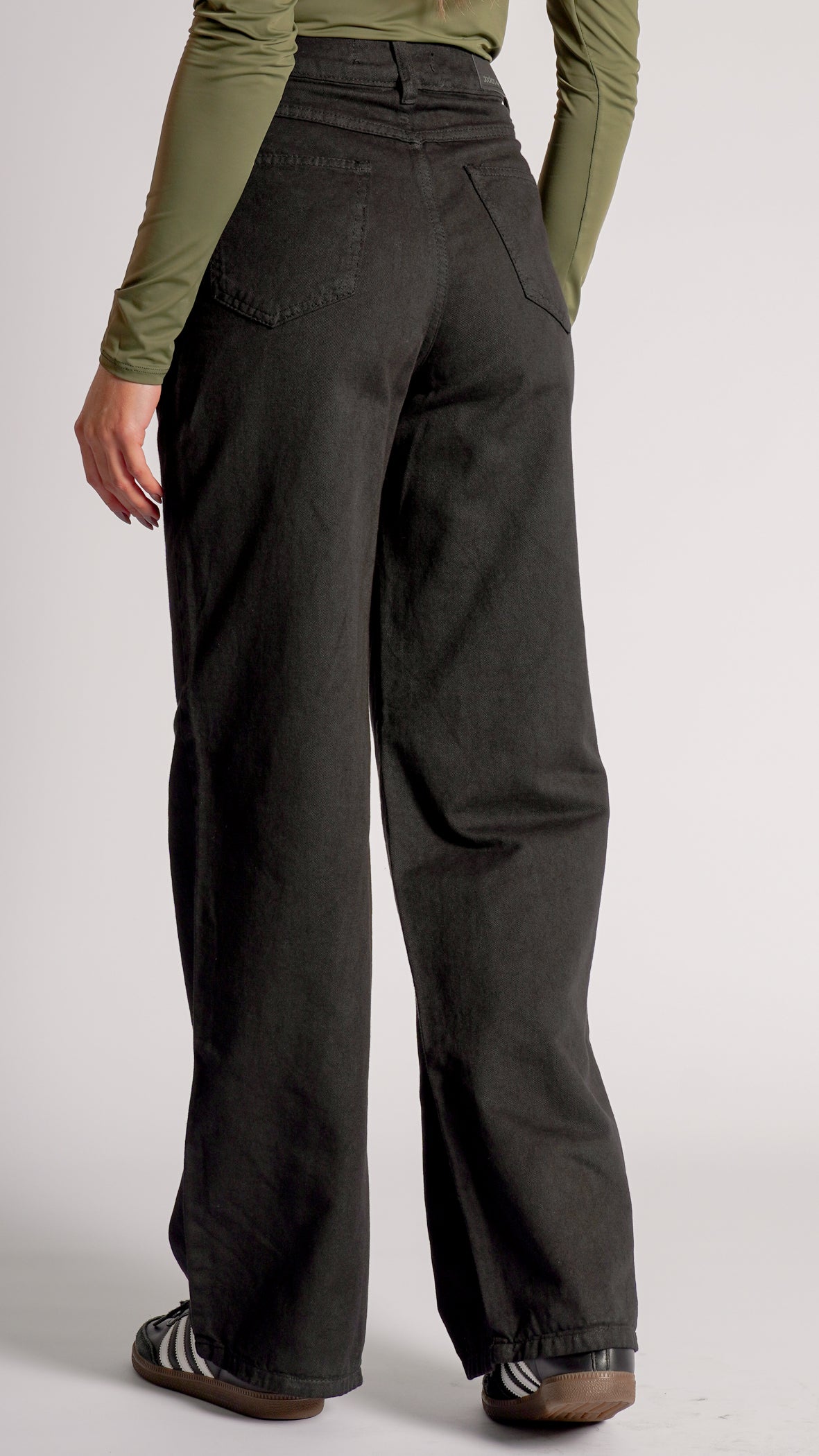Calça Jeans Reta - Preta