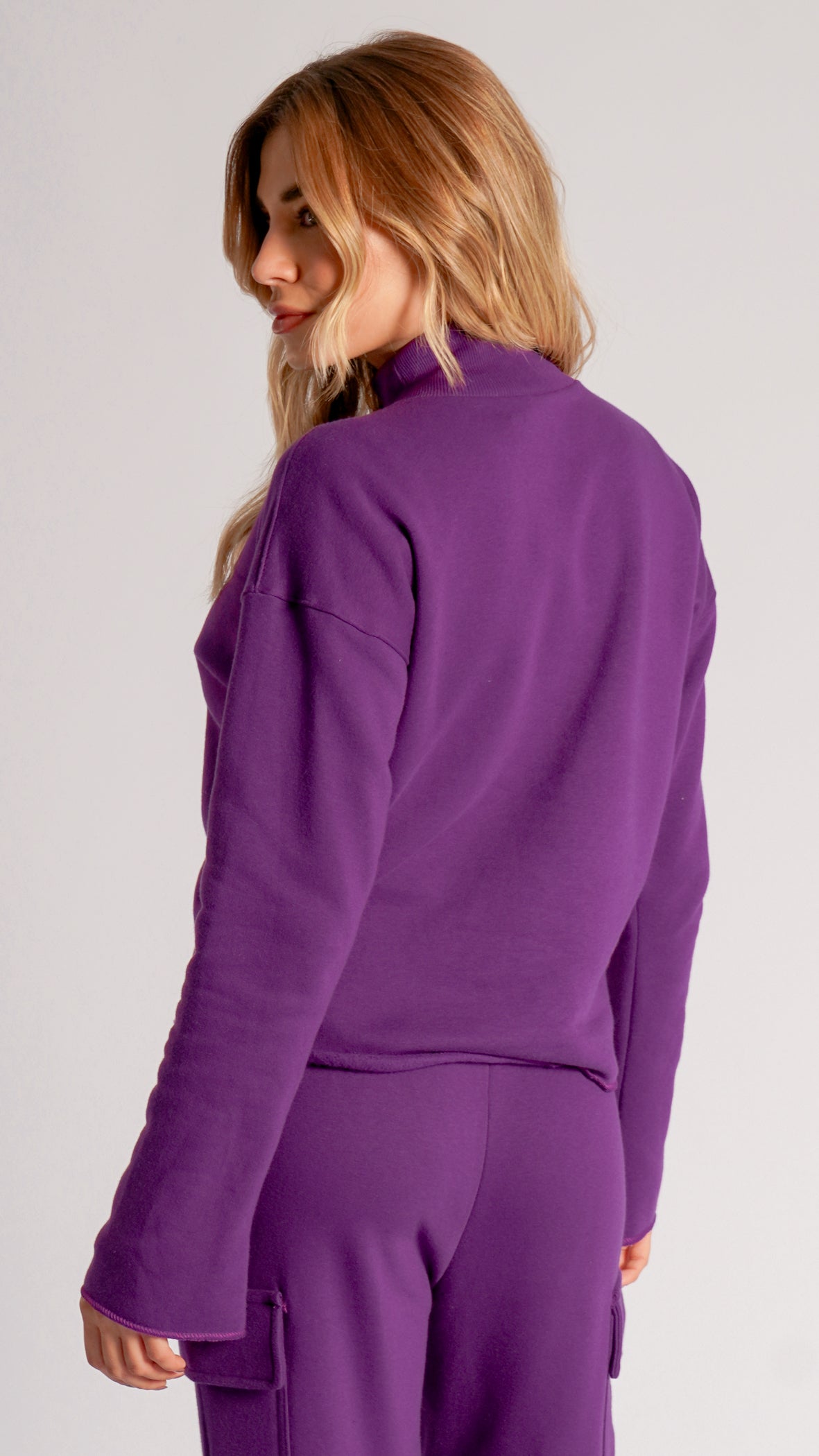 Moletom Cropped Gola Alta Premium - Roxo