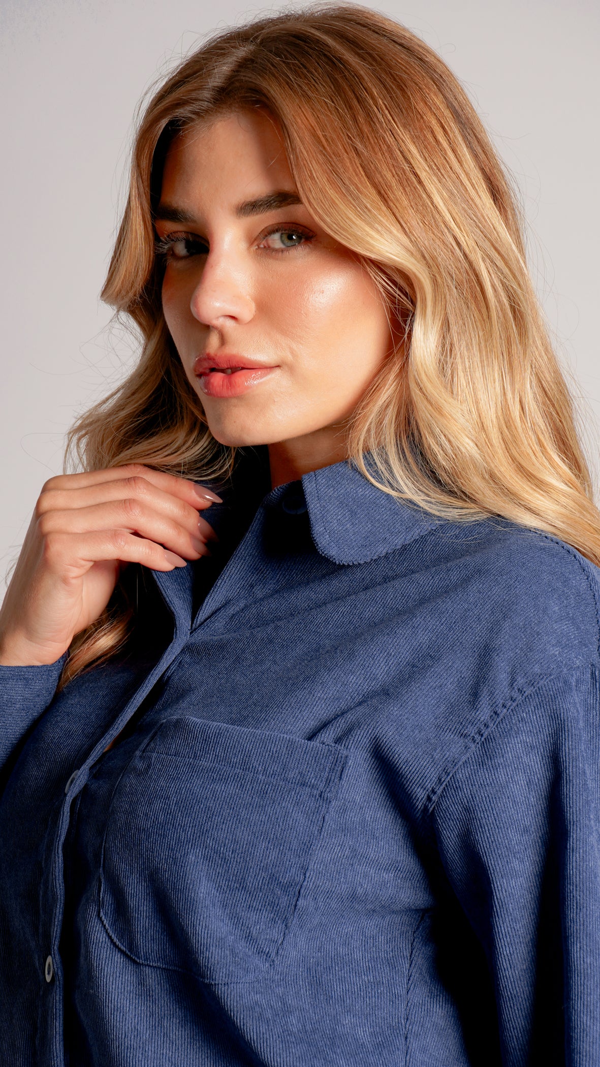 Camisa Cotelê Manga Longa - Azul