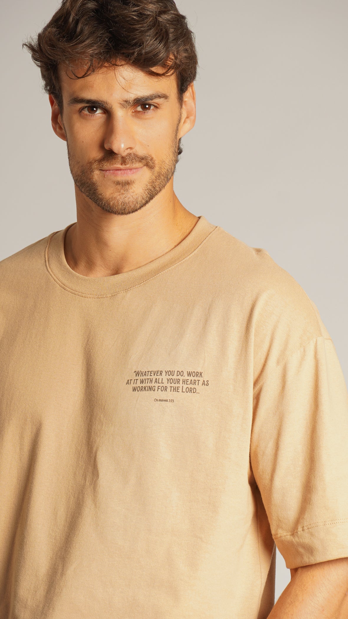 Camiseta Oversized - Ocre