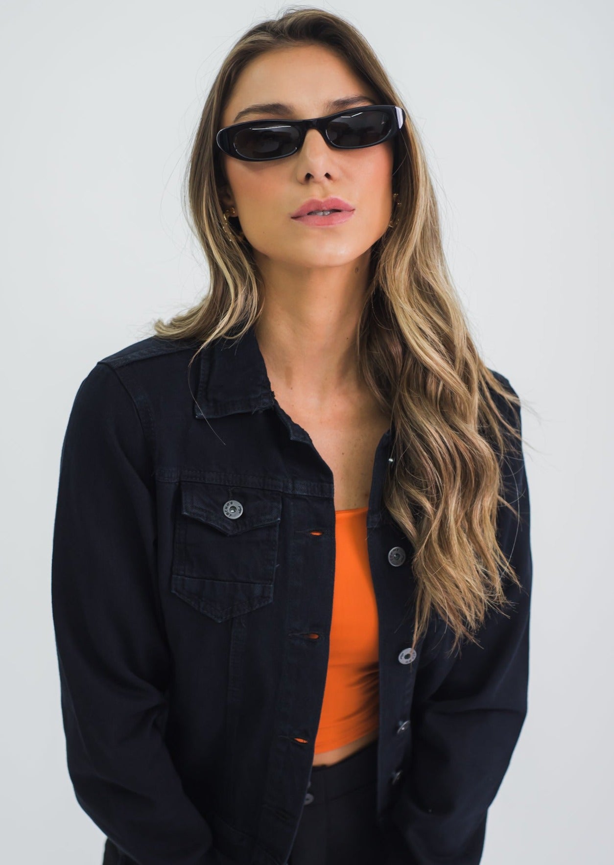 Jaqueta Jeans Destroyed - Preta