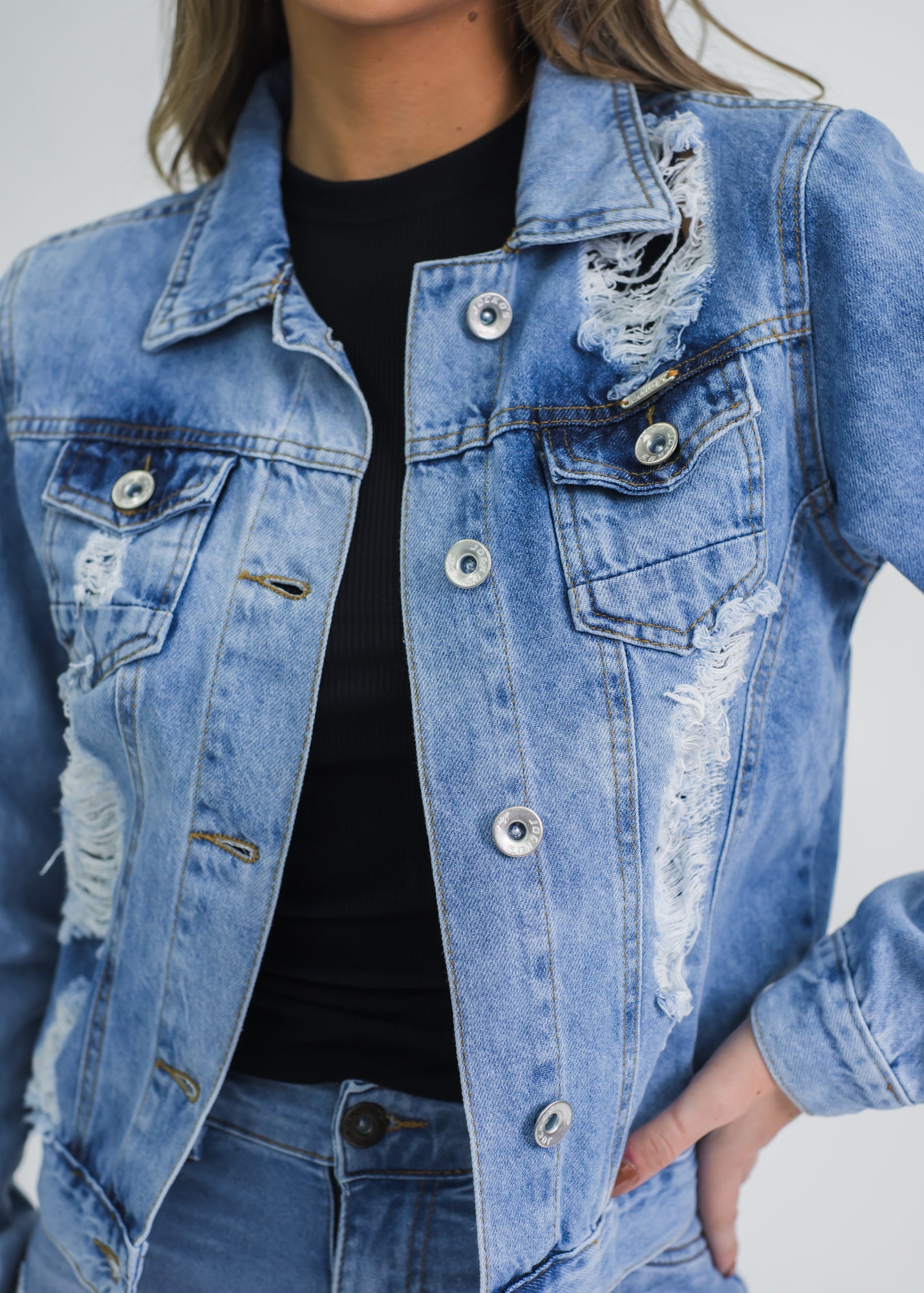 Jaqueta Jeans - Destroyed Clara