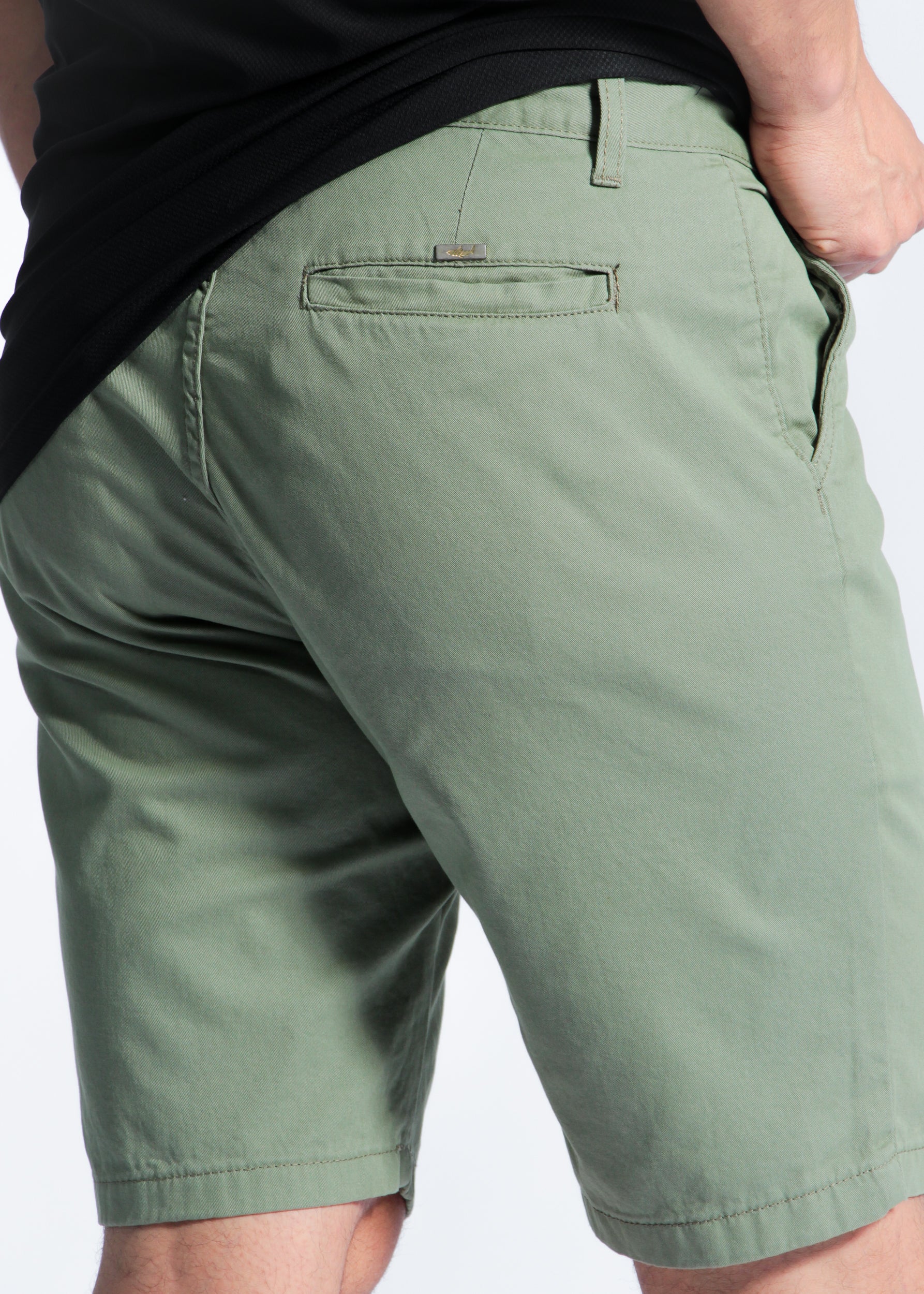 Bermuda Sarja Bolso Faca - Verde