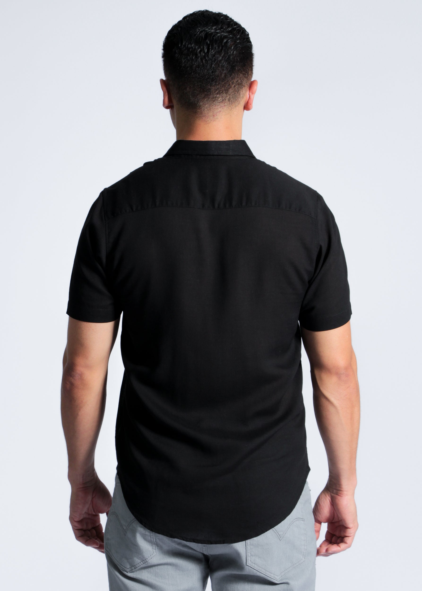 Camisa Manga Curta Linho - Preta