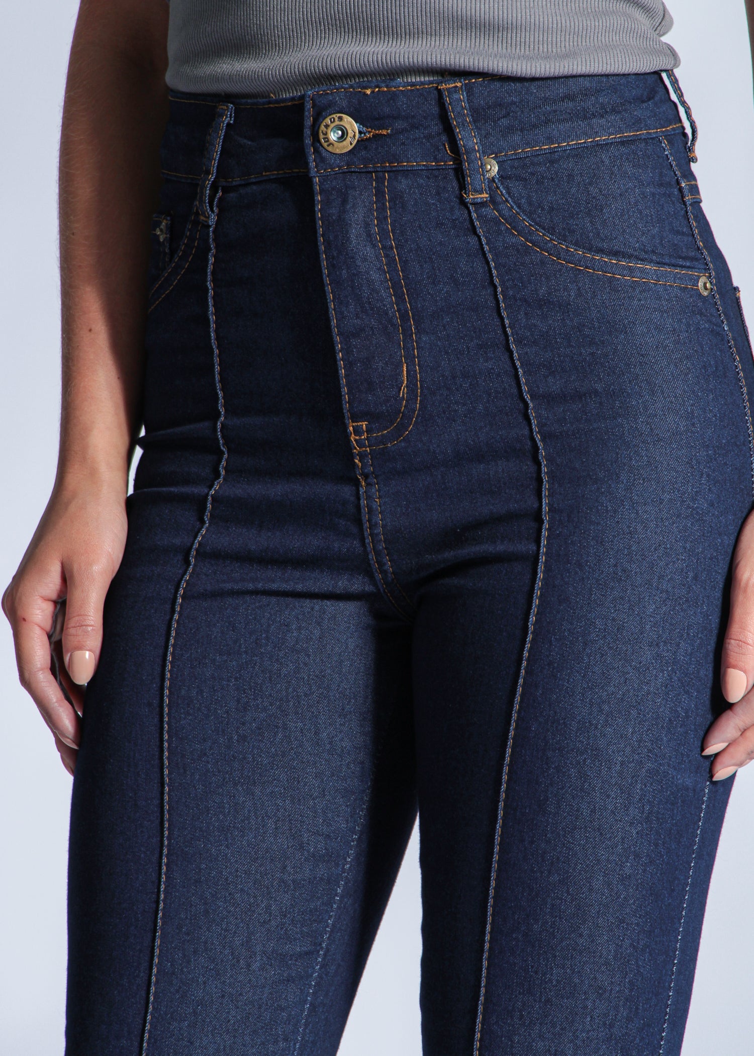 Calça Jeans Skinny Nervura - Amaciada