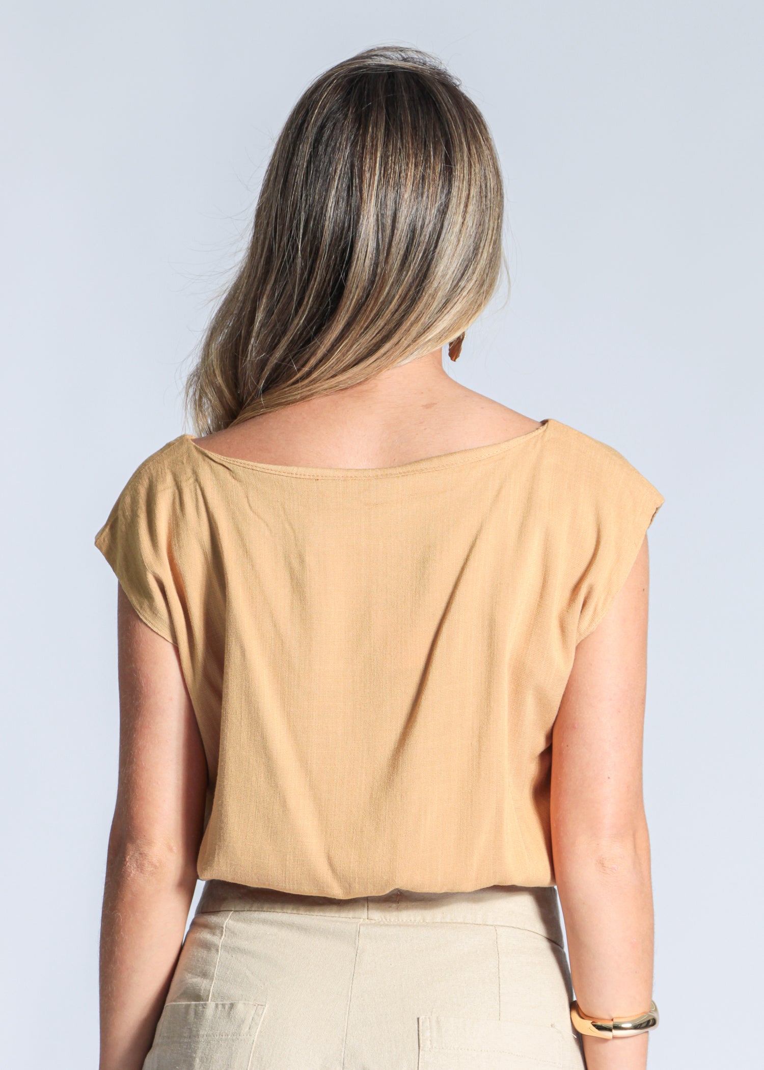 Blusa Viscose Canoa - Ocre