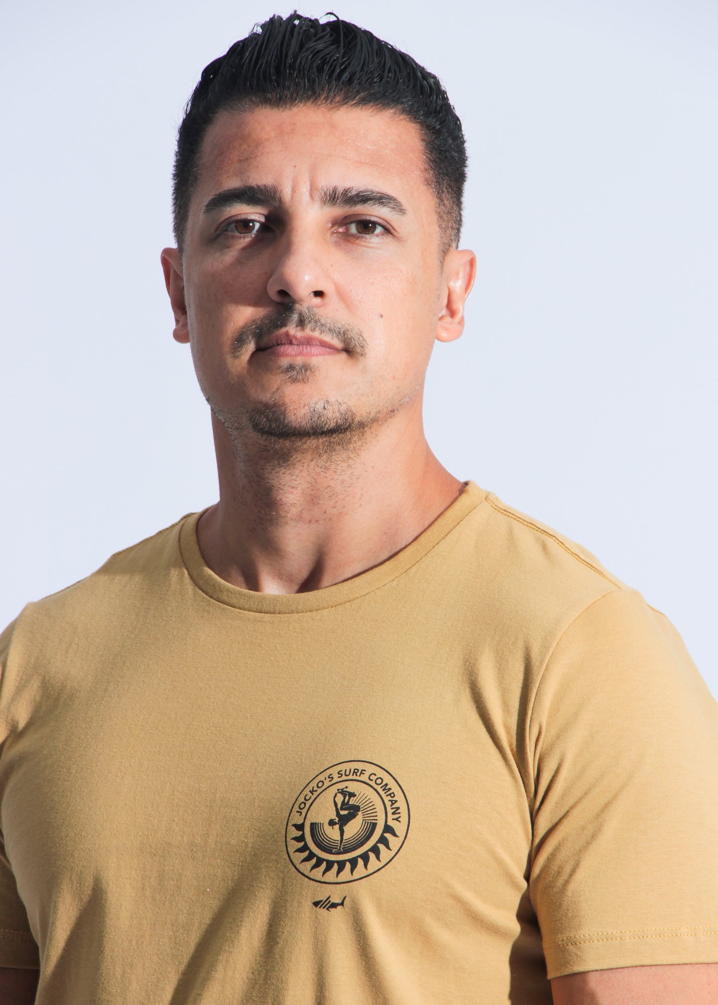 Camiseta Estampada Surf - Ocre