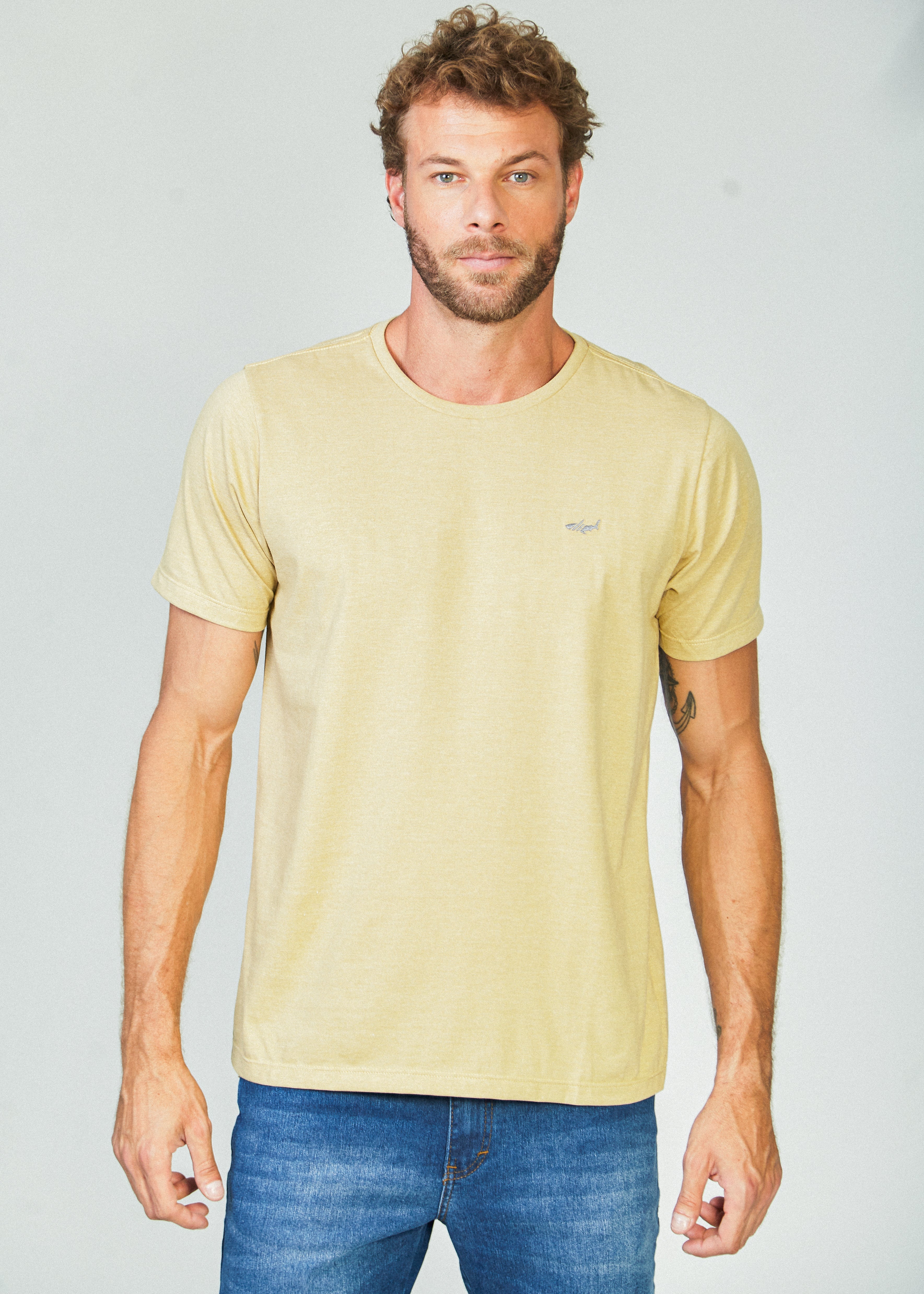 Camiseta Básica Plus Size - Bege