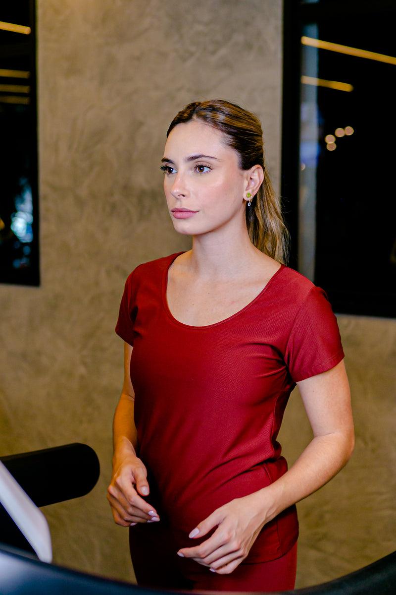 Camiseta Dry Fit - Bordô