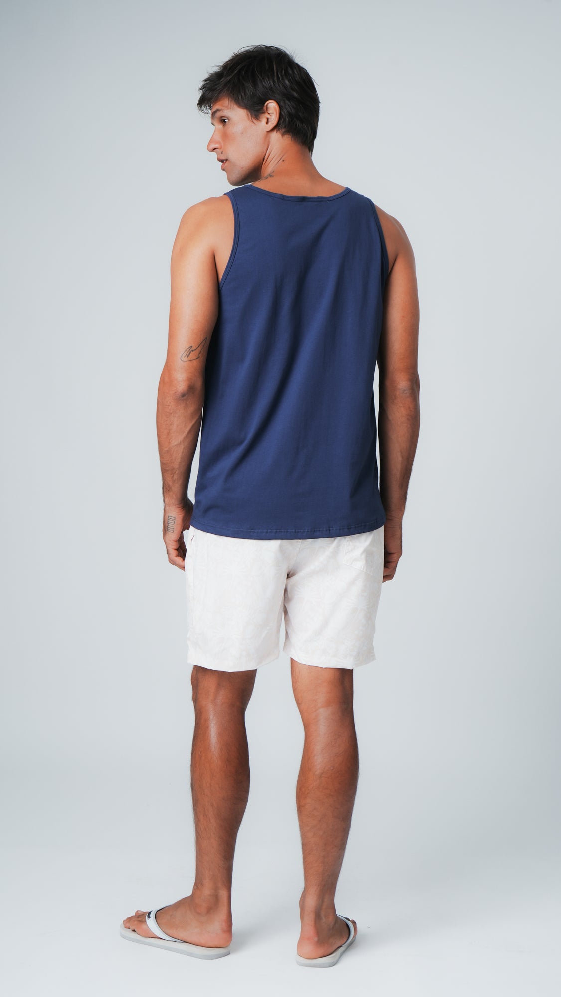 Regata Básica - Azul Marinho