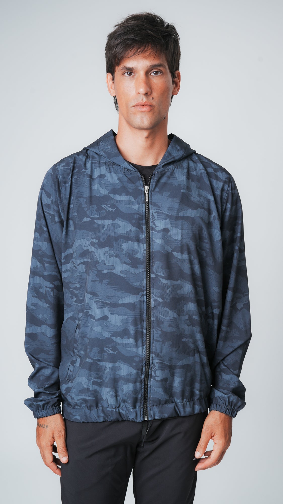 Jaqueta Corta Vento Camuflado - Grafite