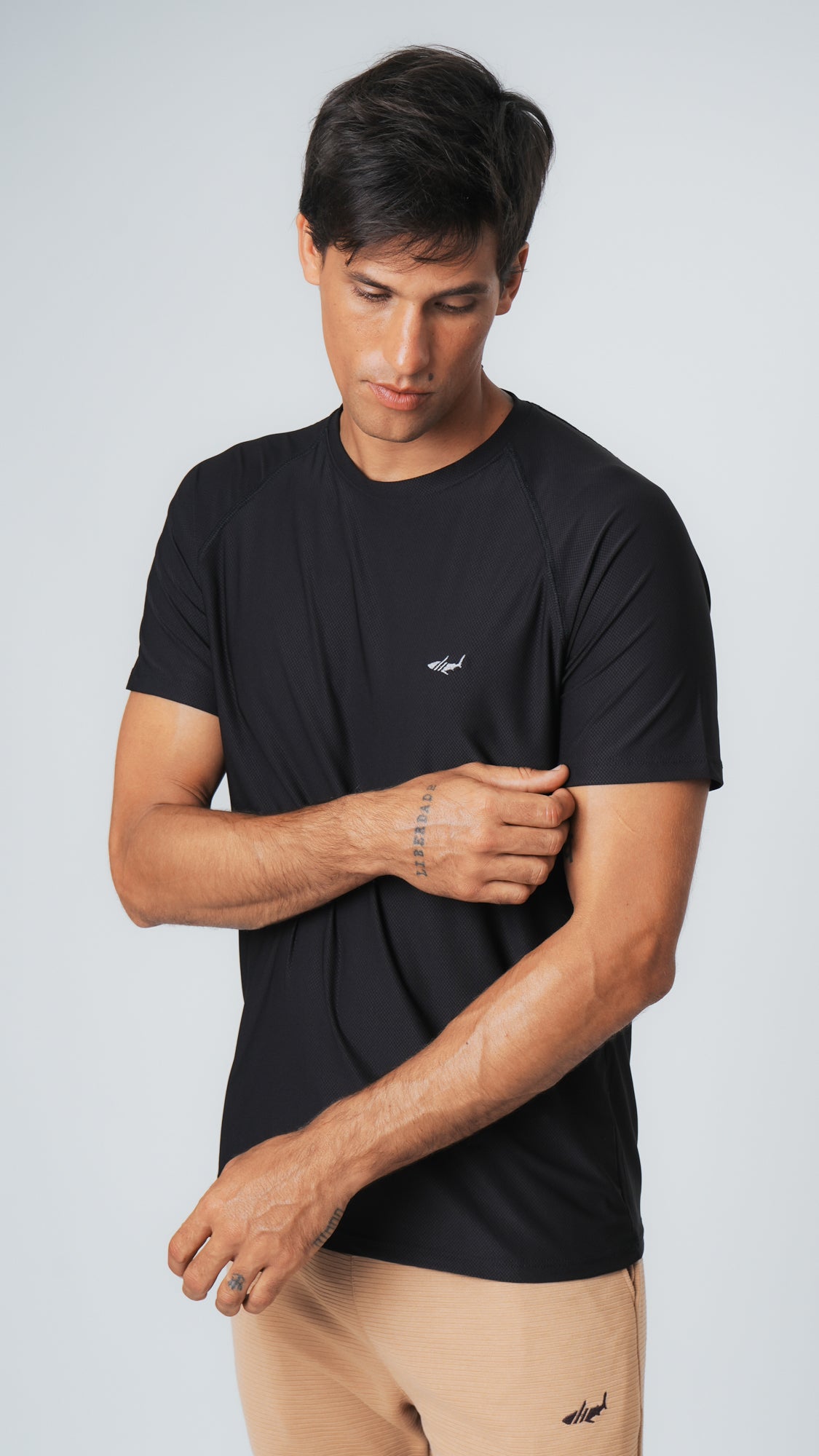 Camiseta Slim Dry Fit Preta - Main Image