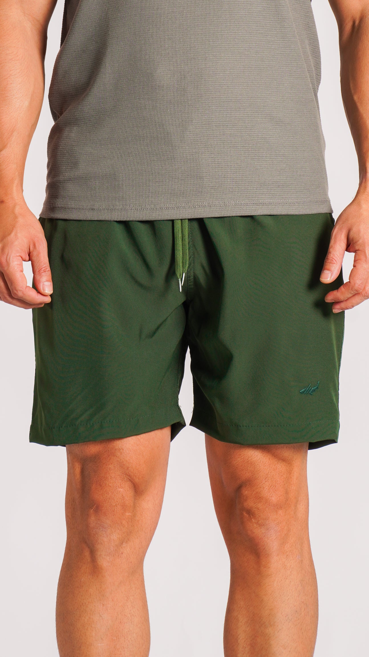 Bermuda Microfibra Básica - Verde Militar