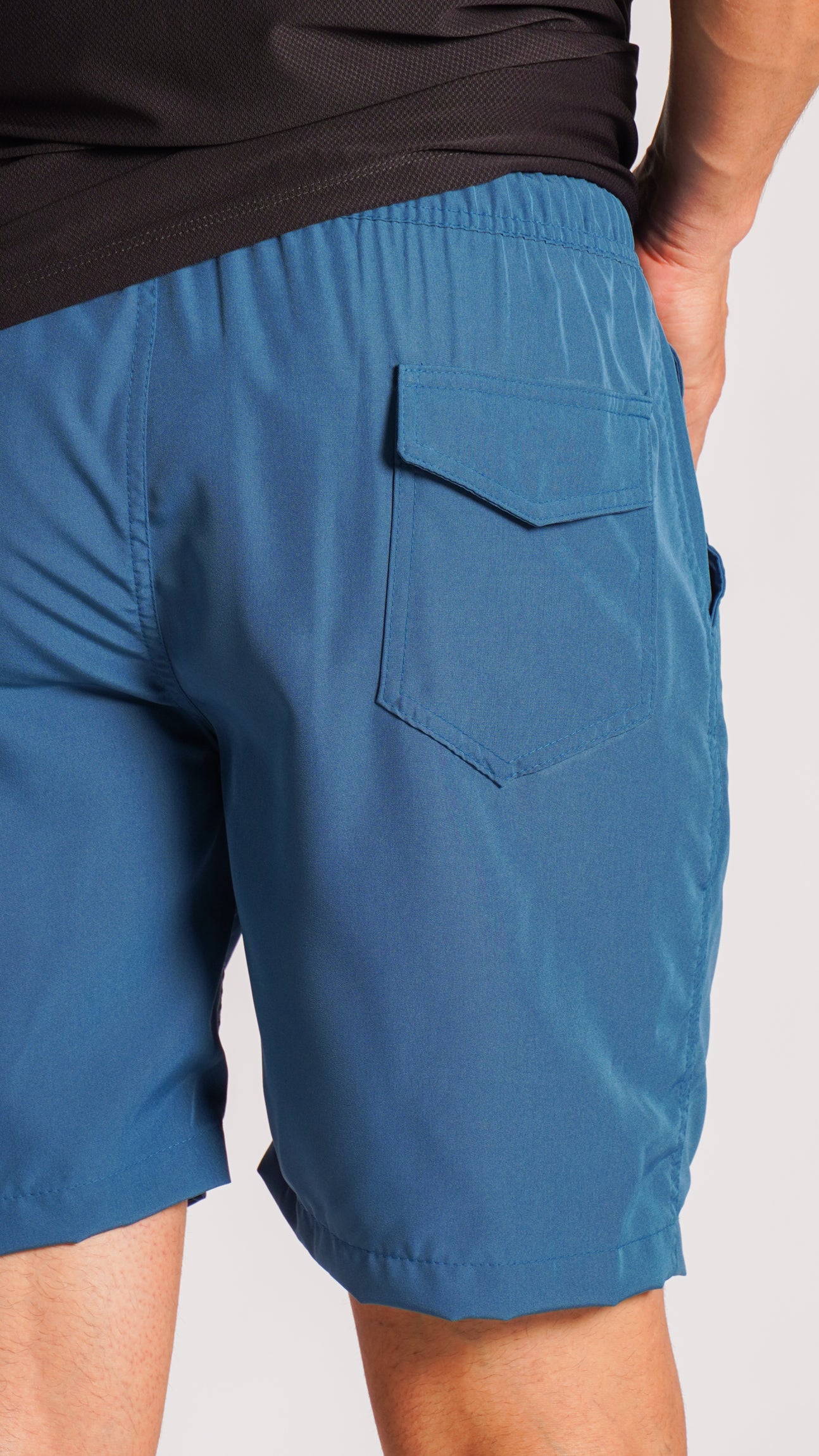 Bermuda Microfibra Lisa Longa - Azul Petróleo