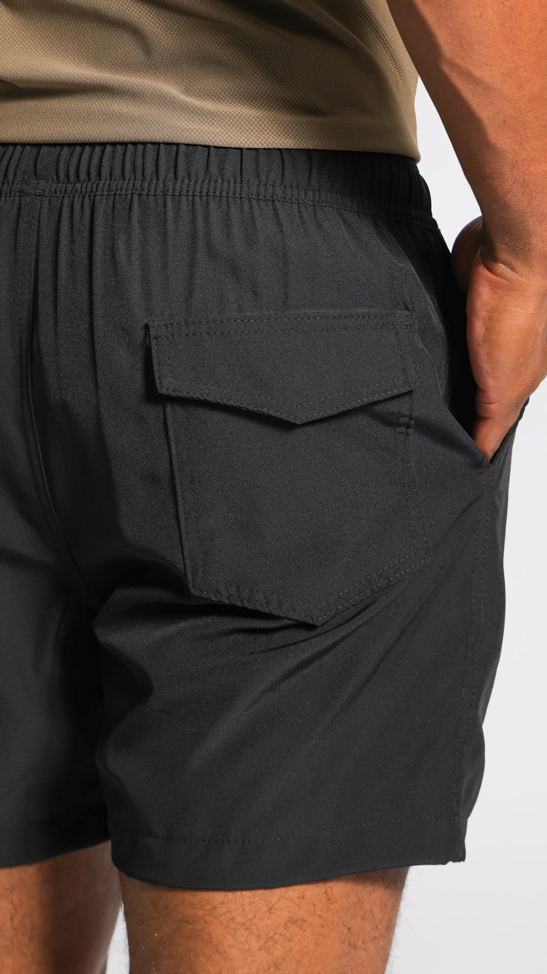 Bermuda Microfibra Curta - Preta