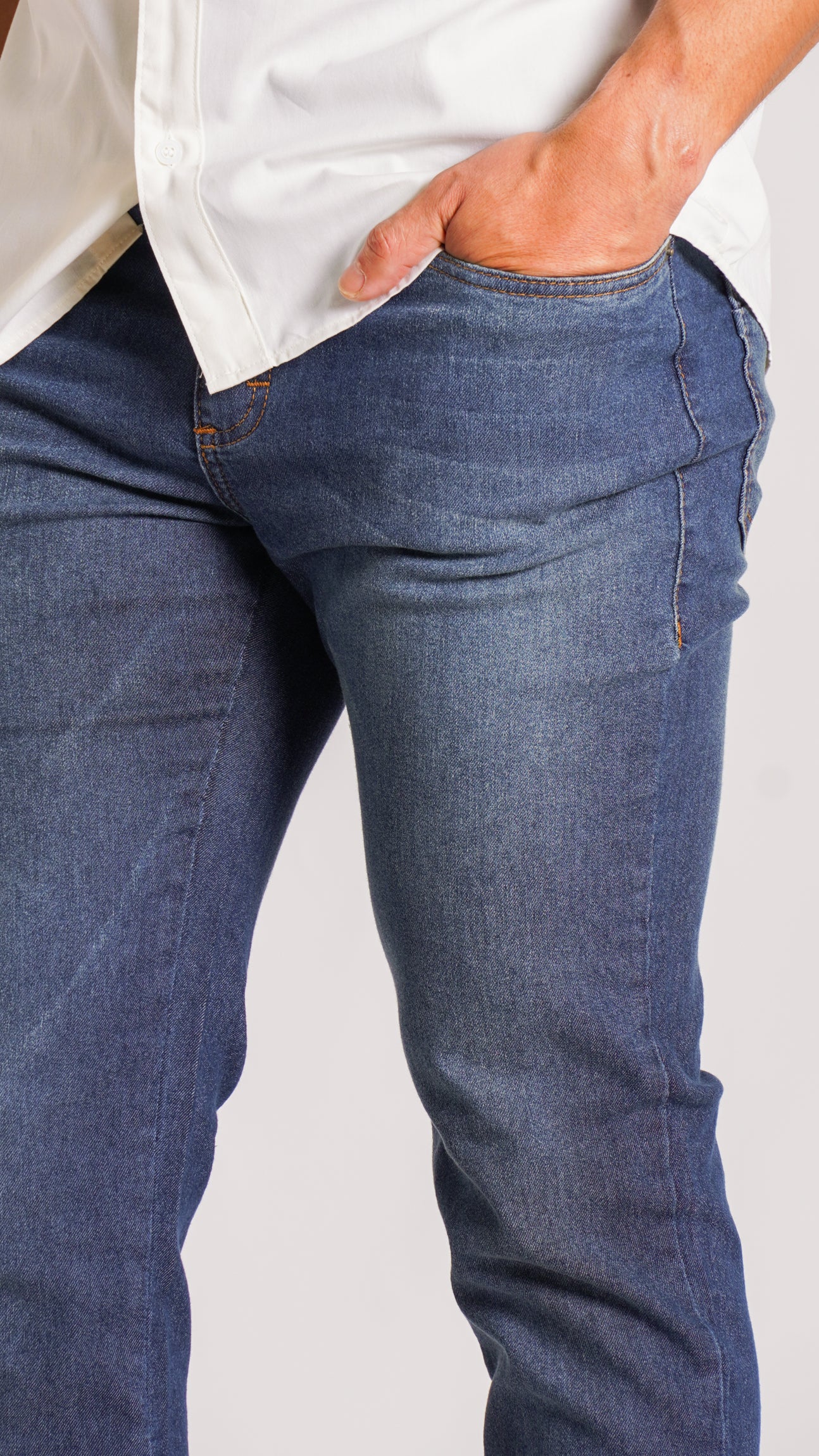 Calça Jeans - Escura Bolso Recorte