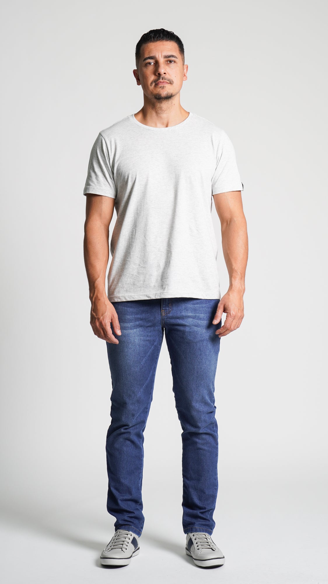 Calça Jeans - Escura Bolso Recorte