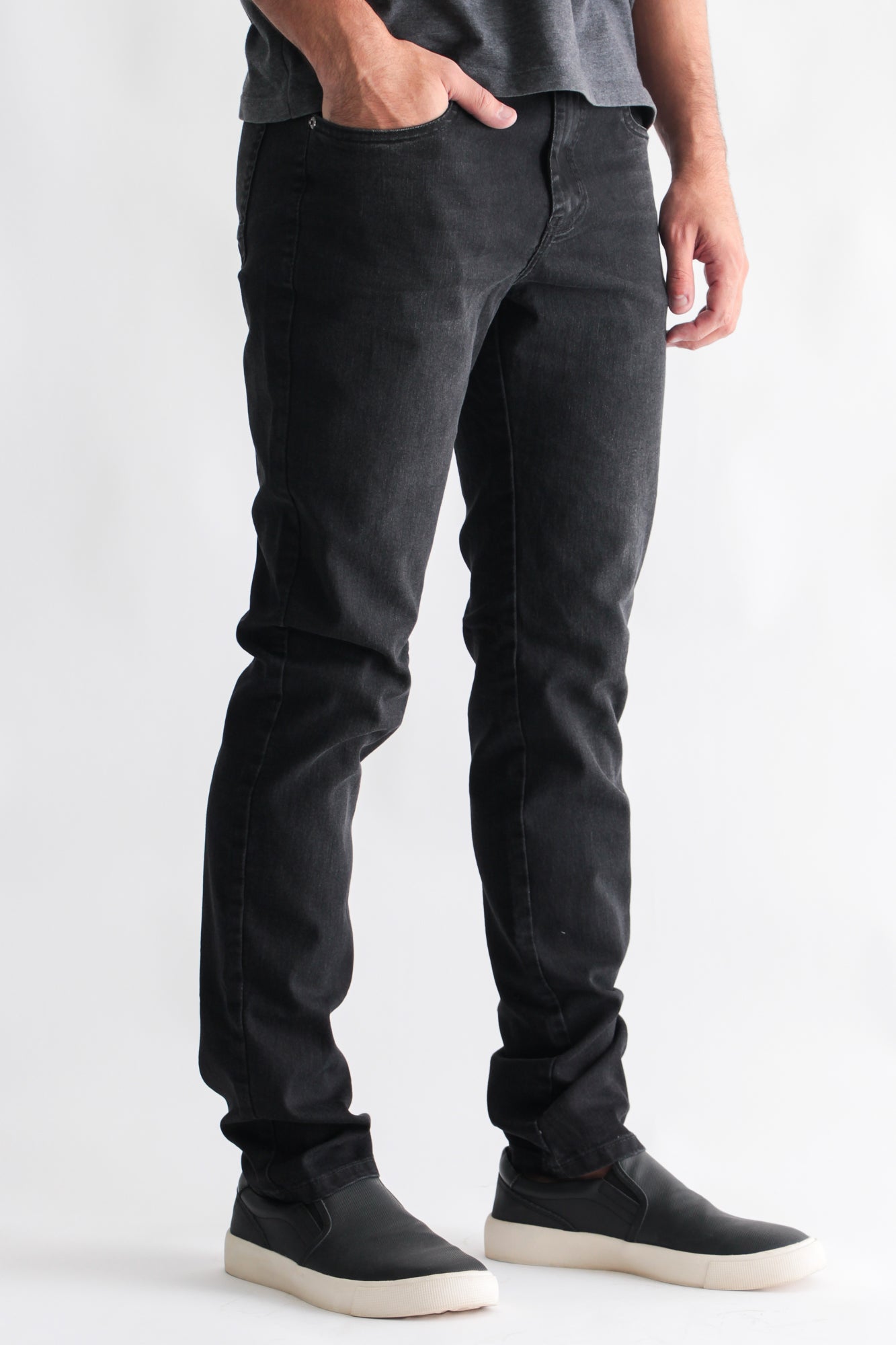 Calça Jeans - Preta Estonada