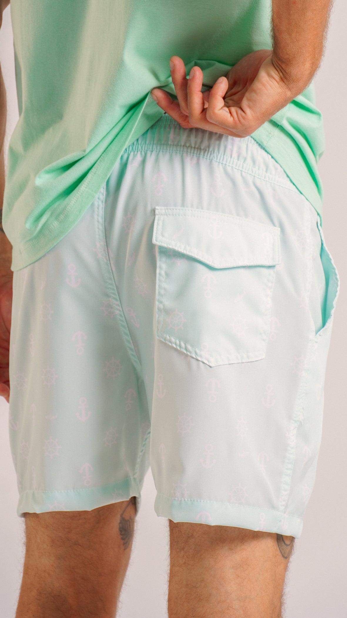 Bermuda Microfibra Curta - Verde Água