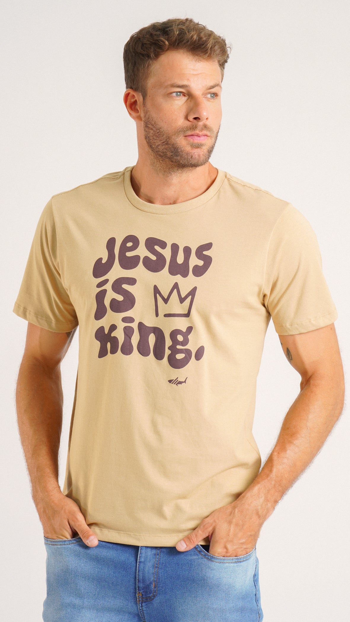 Camiseta Estampada Jesus King - Ocre