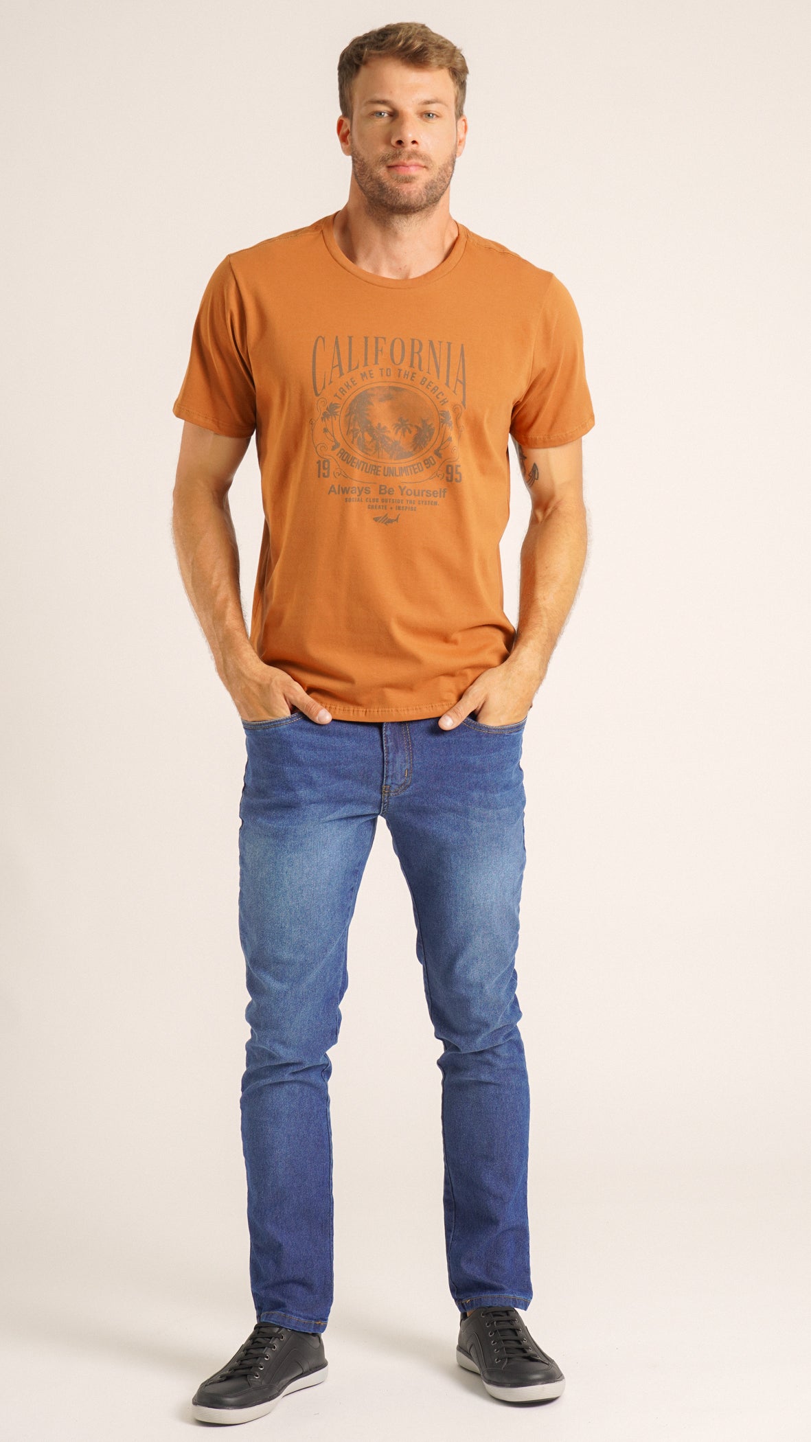 Camiseta Estampada Califórnia - Telha