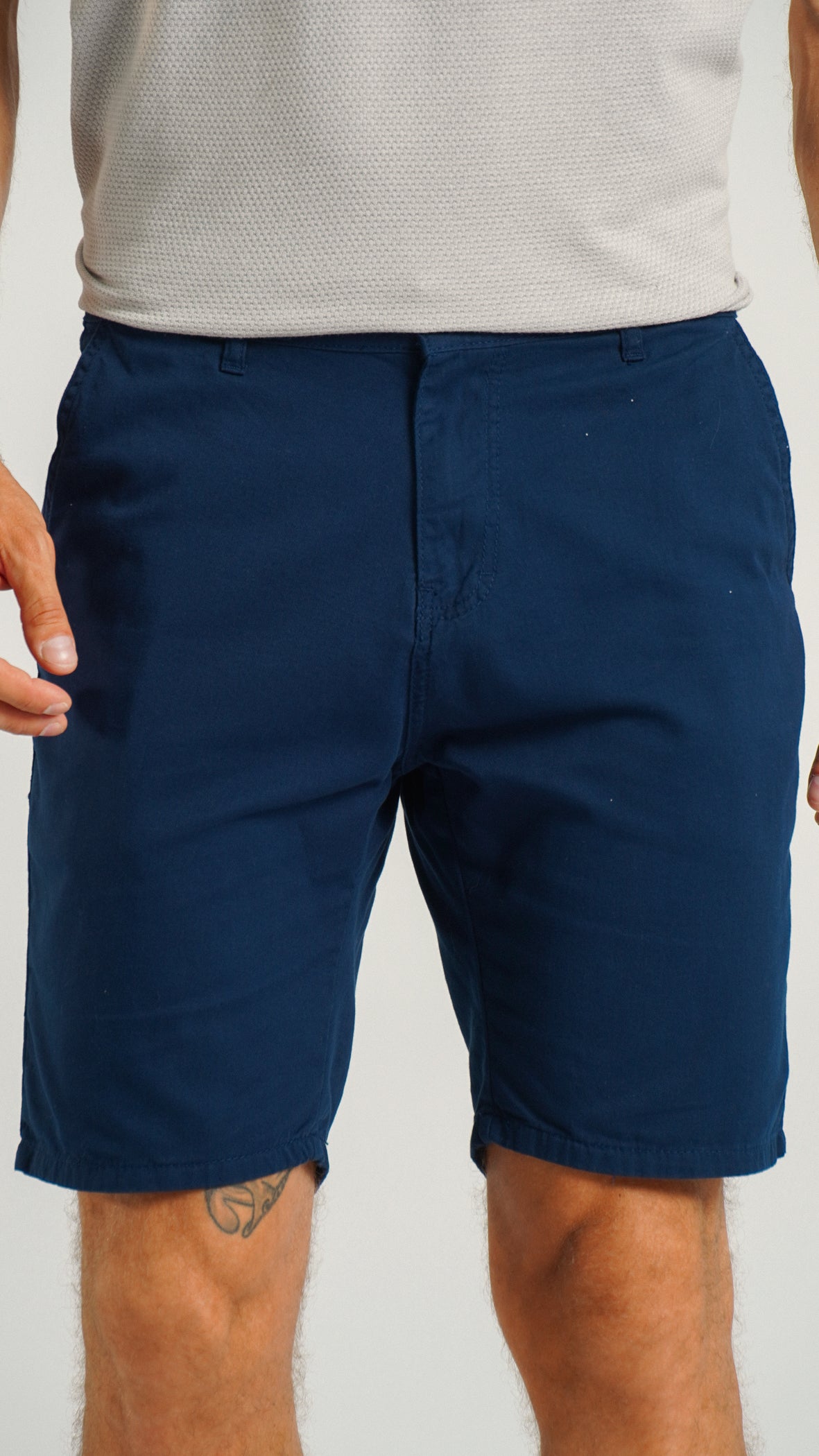 Bermuda Sarja Bolso Faca - Azul Marinho