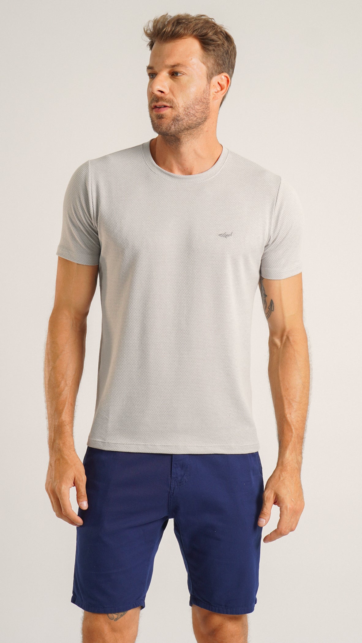 Bermuda Microfibra Lisa Longa - Azul Marinho