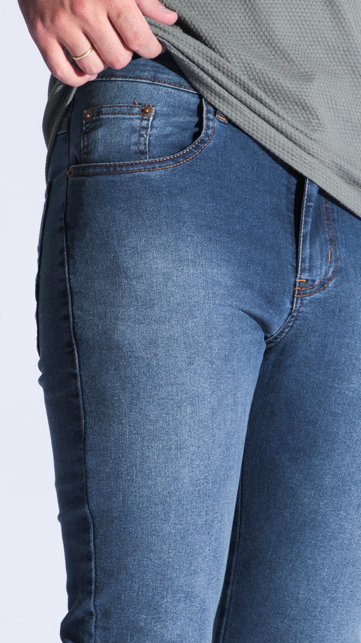 Calça Jeans - Escura Bolso Recorte