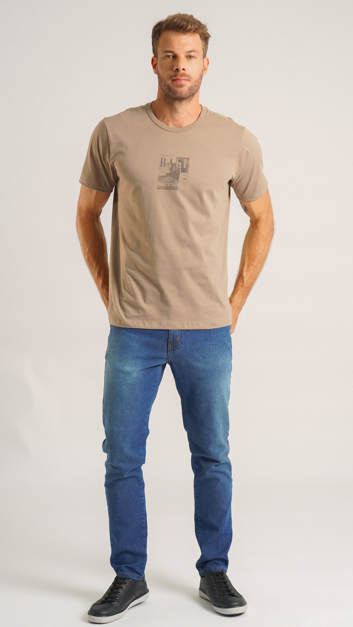 Camiseta Estampada Holiday - Caqui