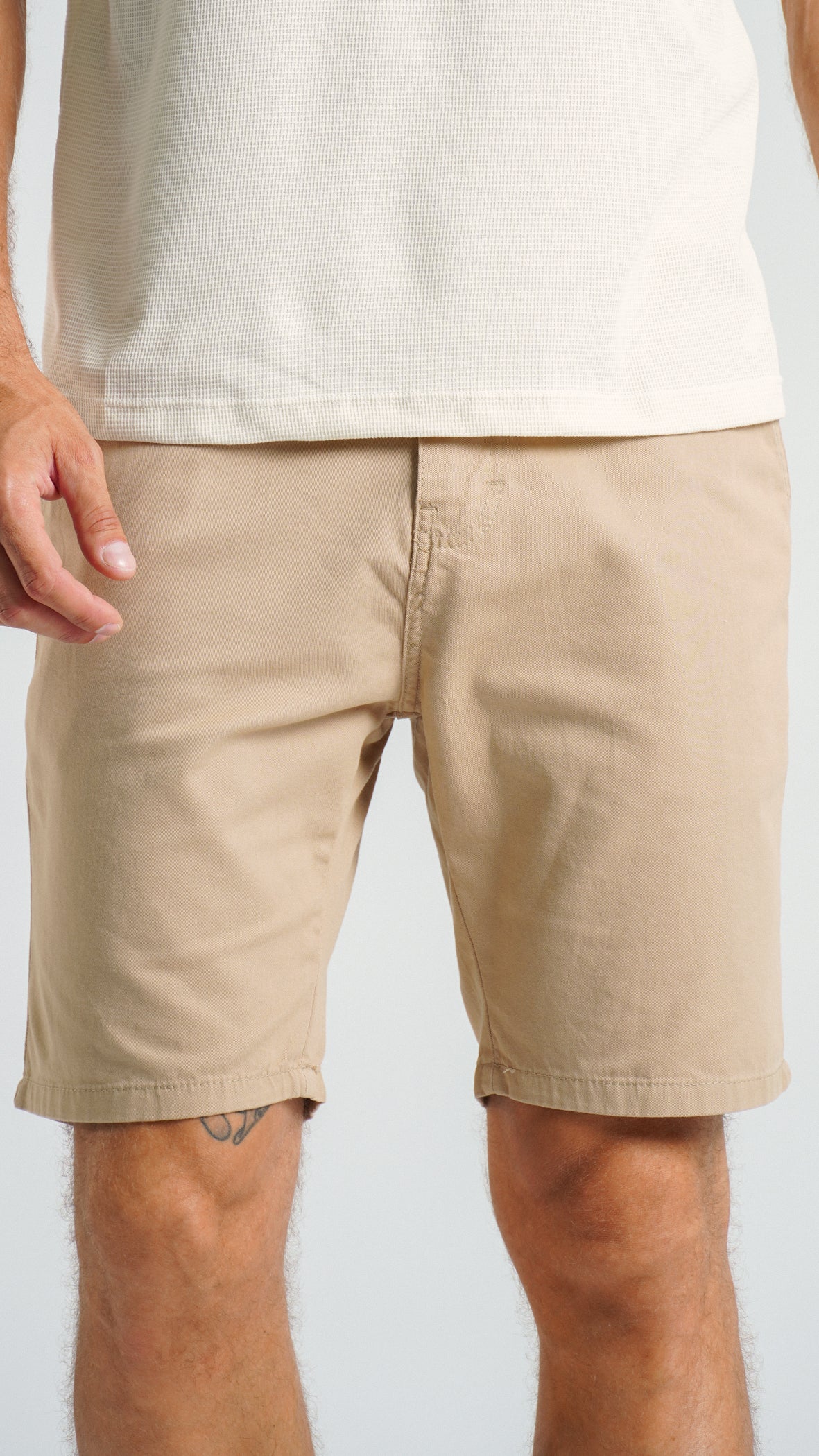 Bermuda Sarja Bolso Faca - Caqui