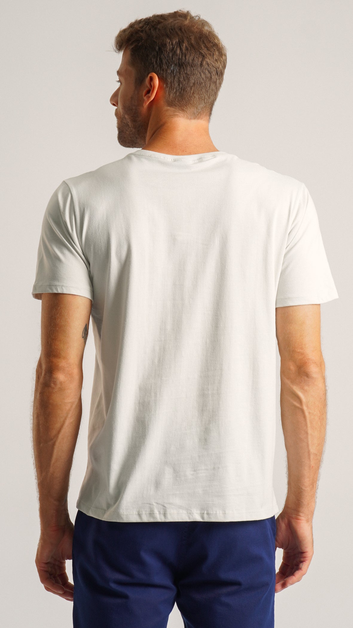 Camiseta Básica - Gelo