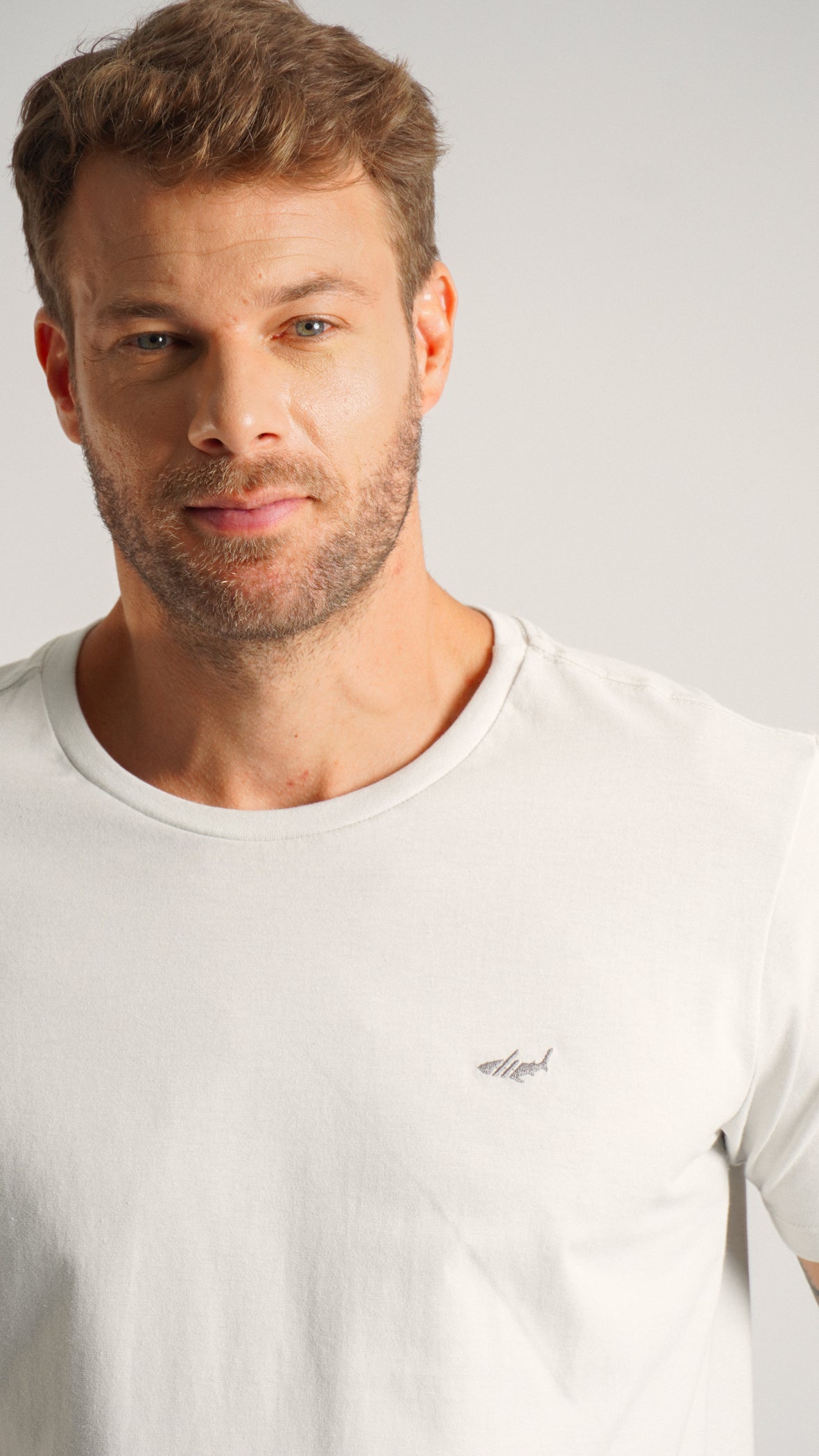 Camiseta Básica - Gelo