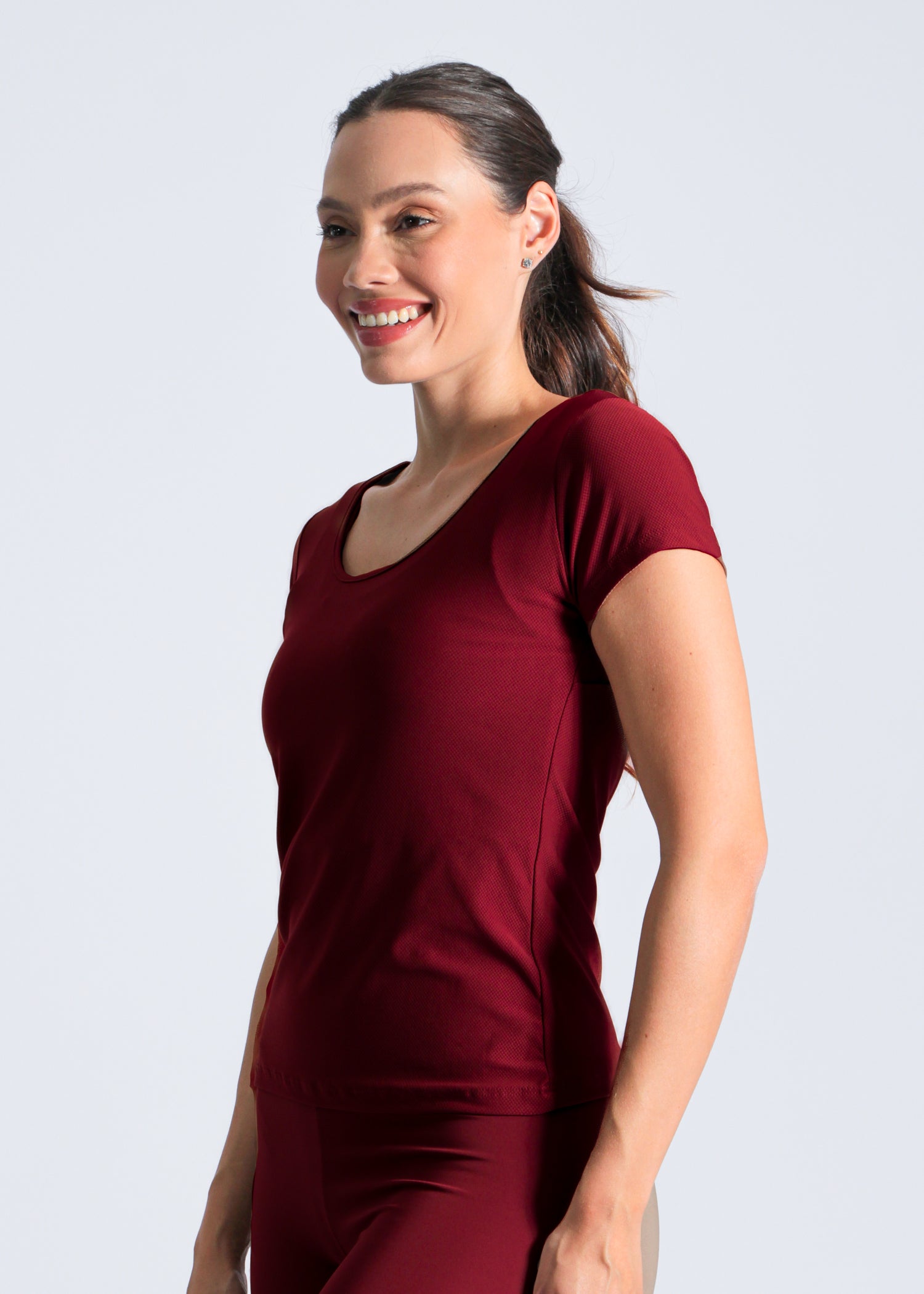 Camiseta Dry Fit - Bordô