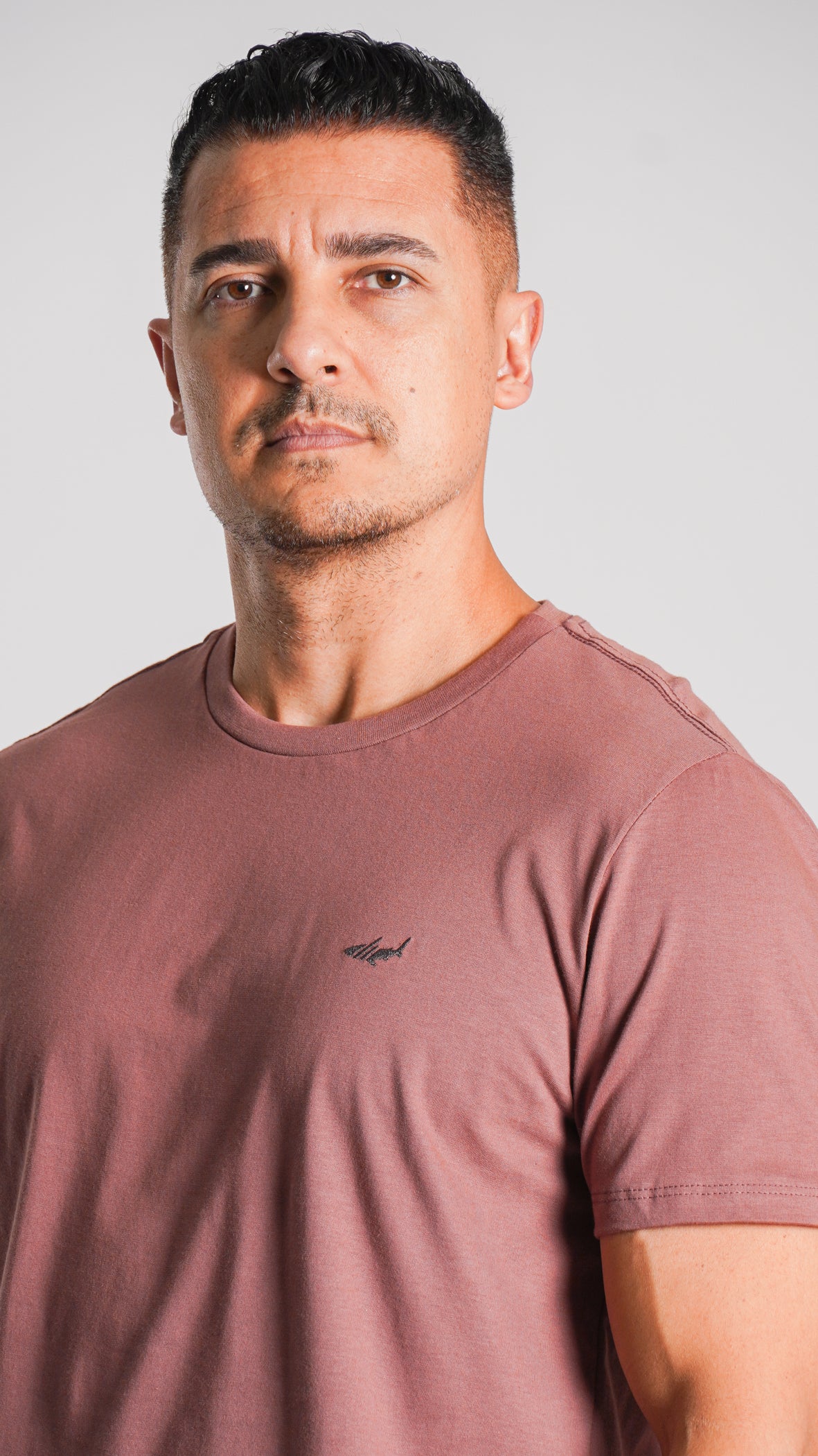 Camiseta Básica - Telha