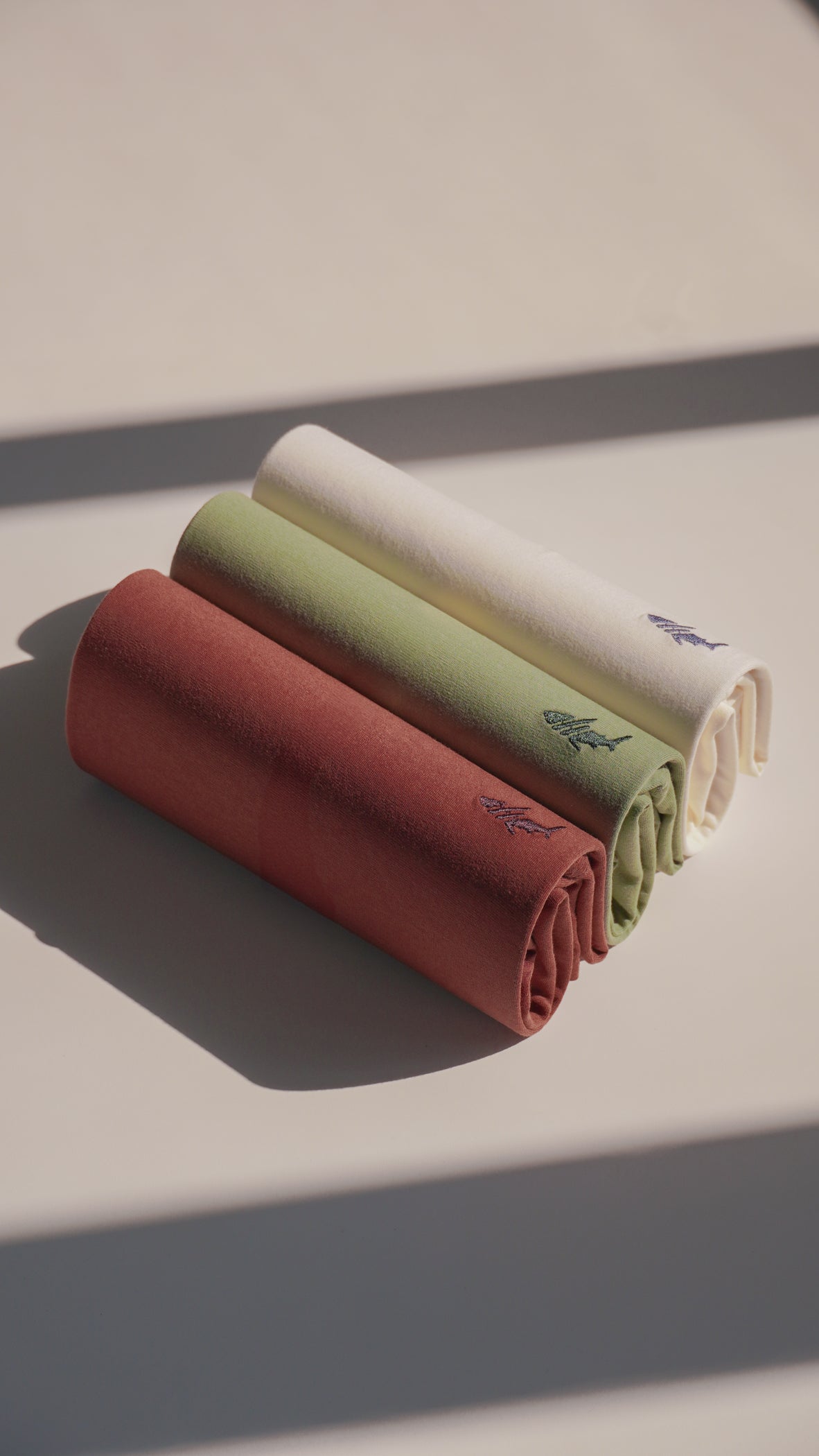 KIT - CURITIBA | 3 CAMISETAS BÁSICAS