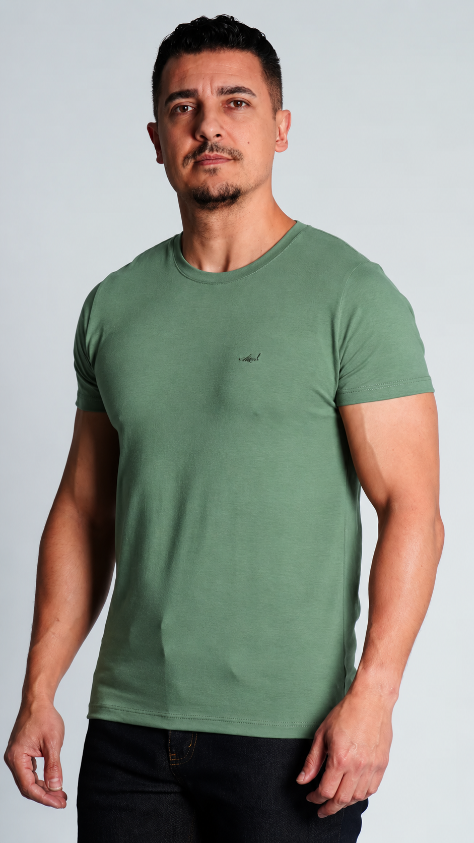 Camiseta Slim Gold - Verde