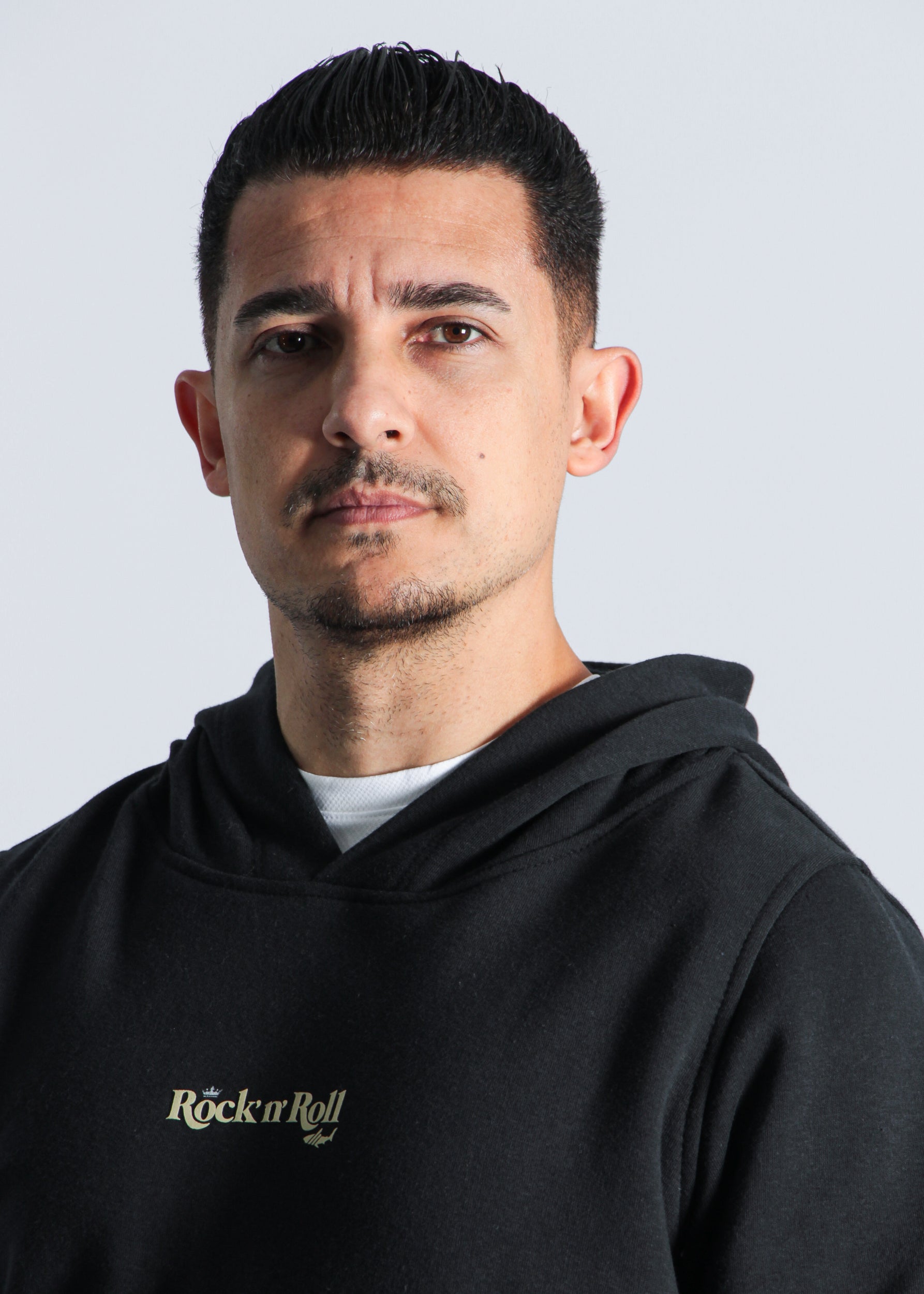 Moletom Canguru Premium Rock - Preto