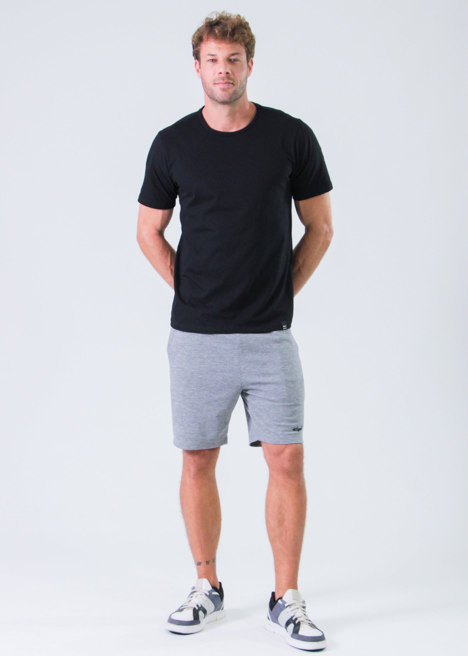 Camiseta Lisa - Preta