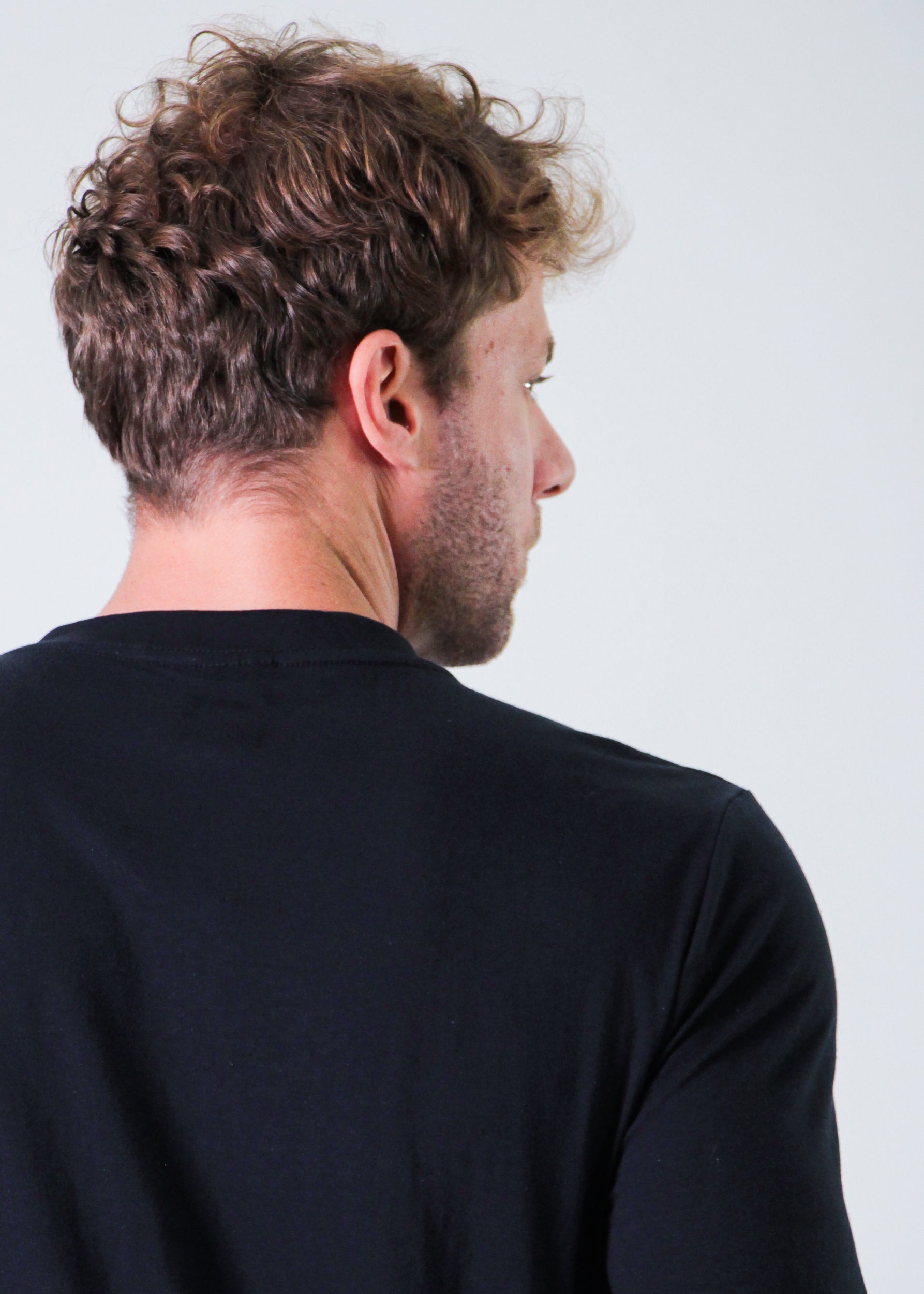 Camiseta Manga Longa Lisa - Preta