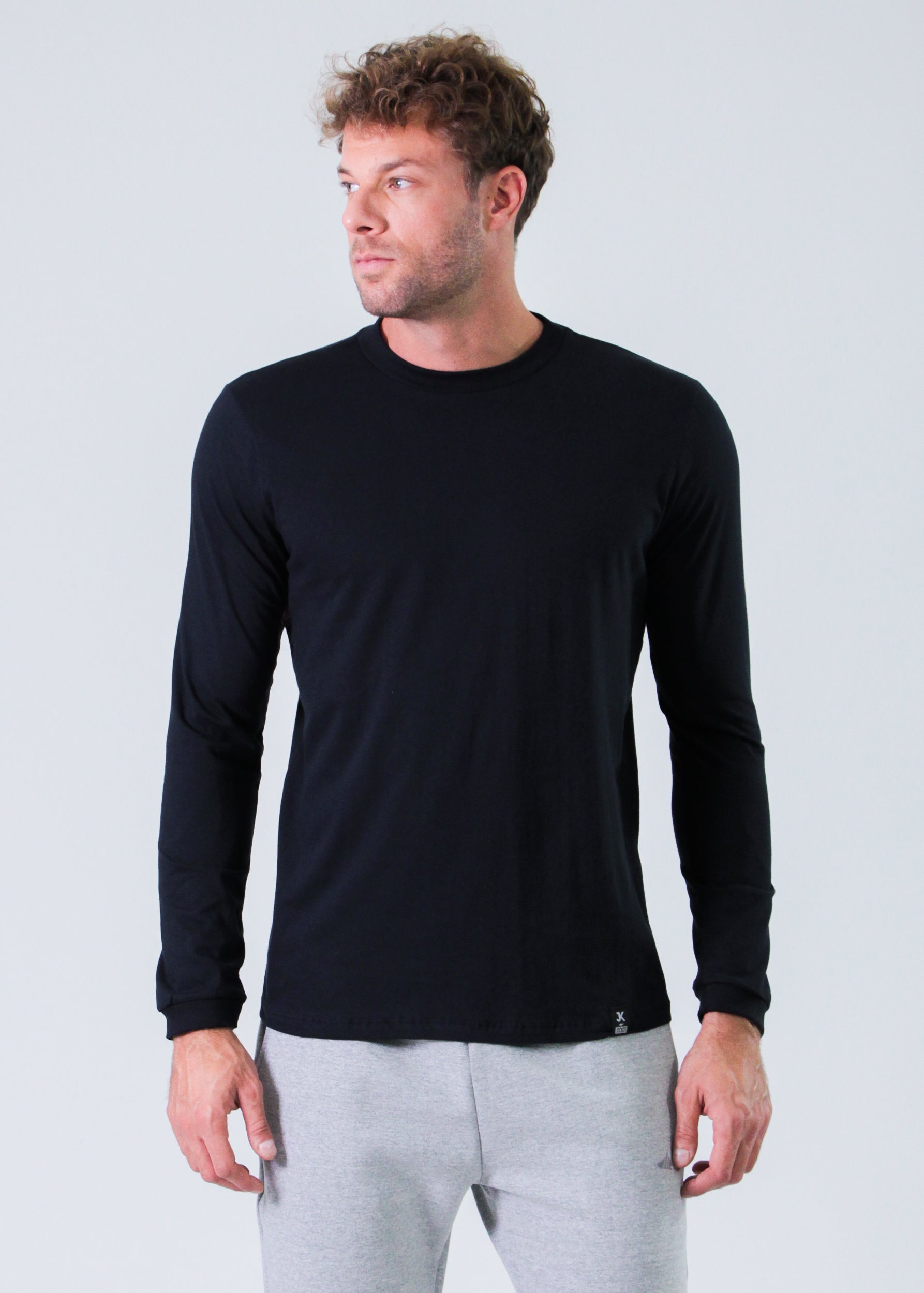 Camiseta Manga Longa Lisa - Preta