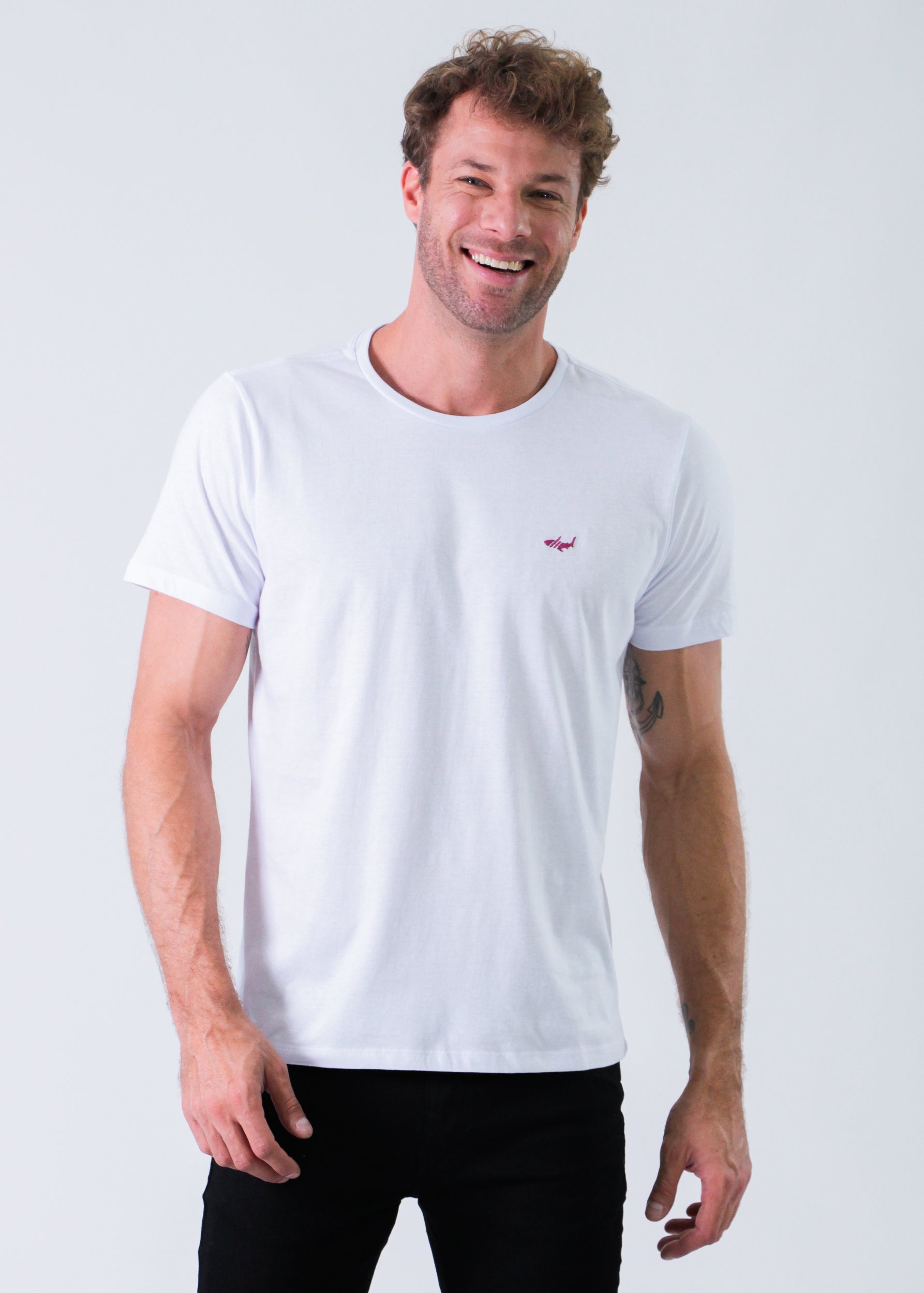 Camiseta Básica - Branca