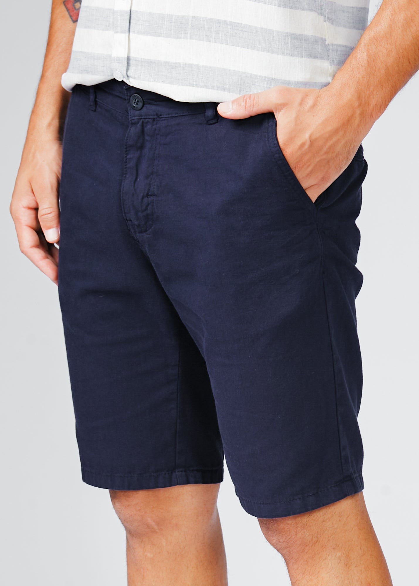 Bermudas sarja deals