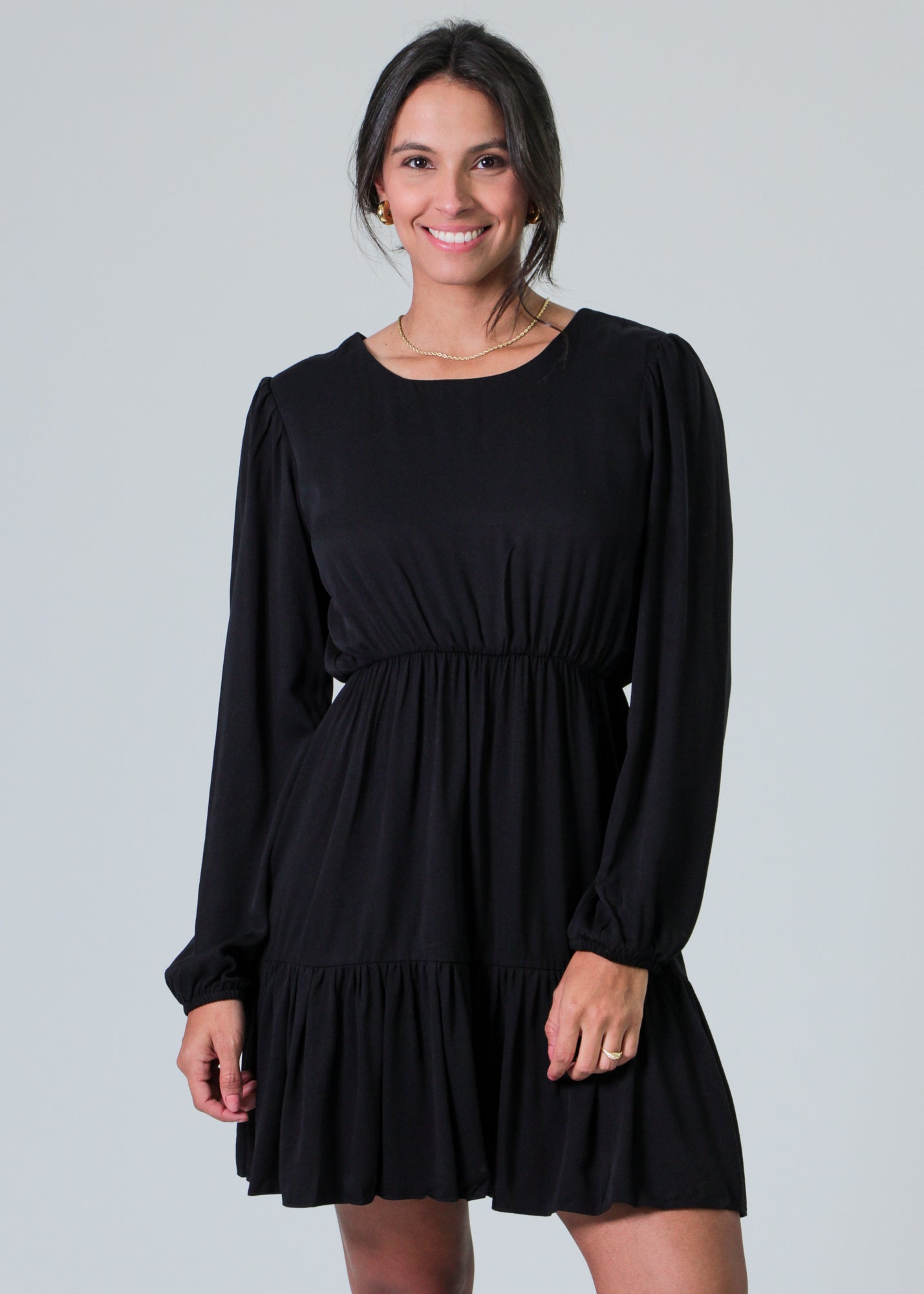 Vestido Babado Manga Longa - Preto