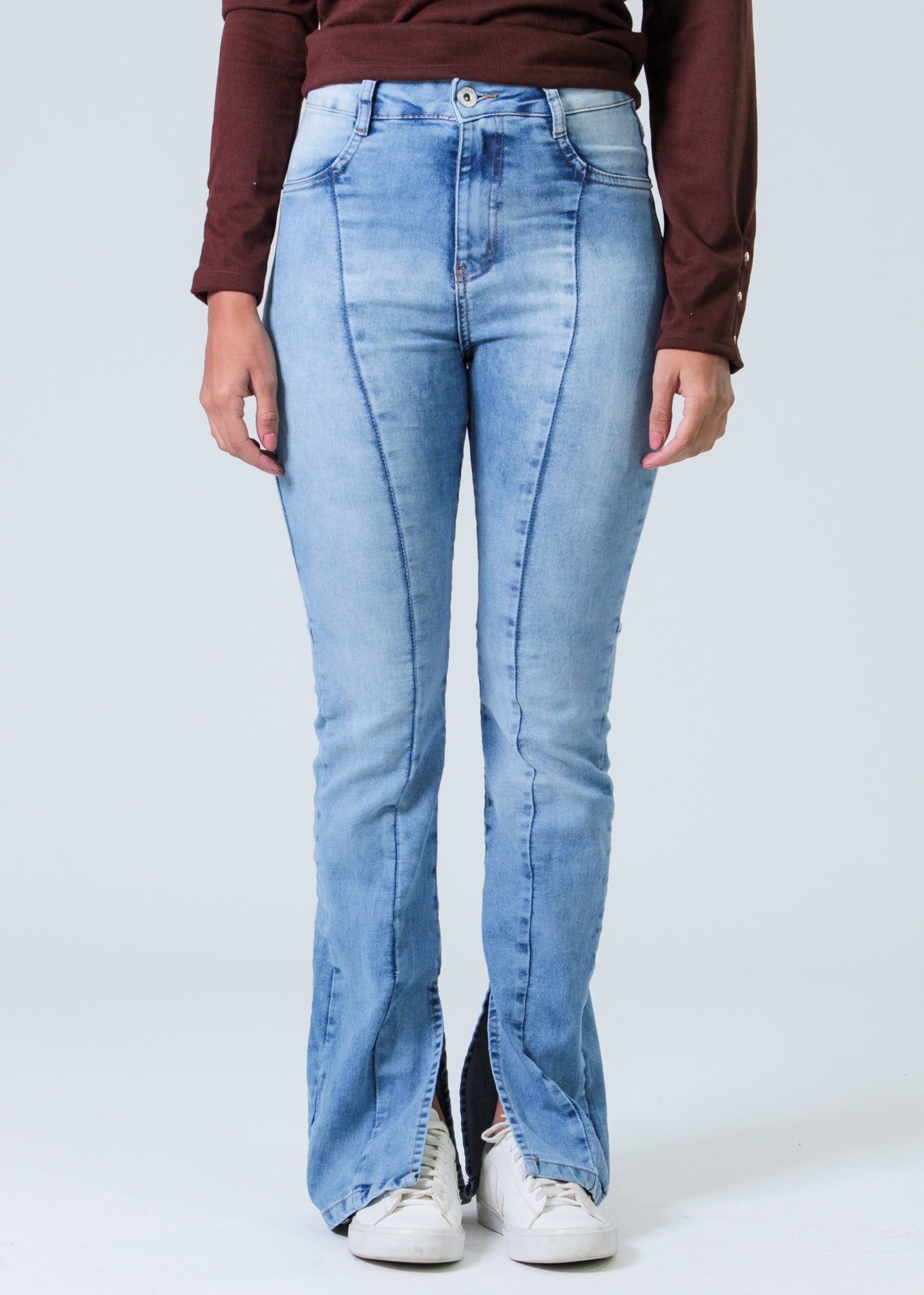 Calça Jeans Fenda - Clara