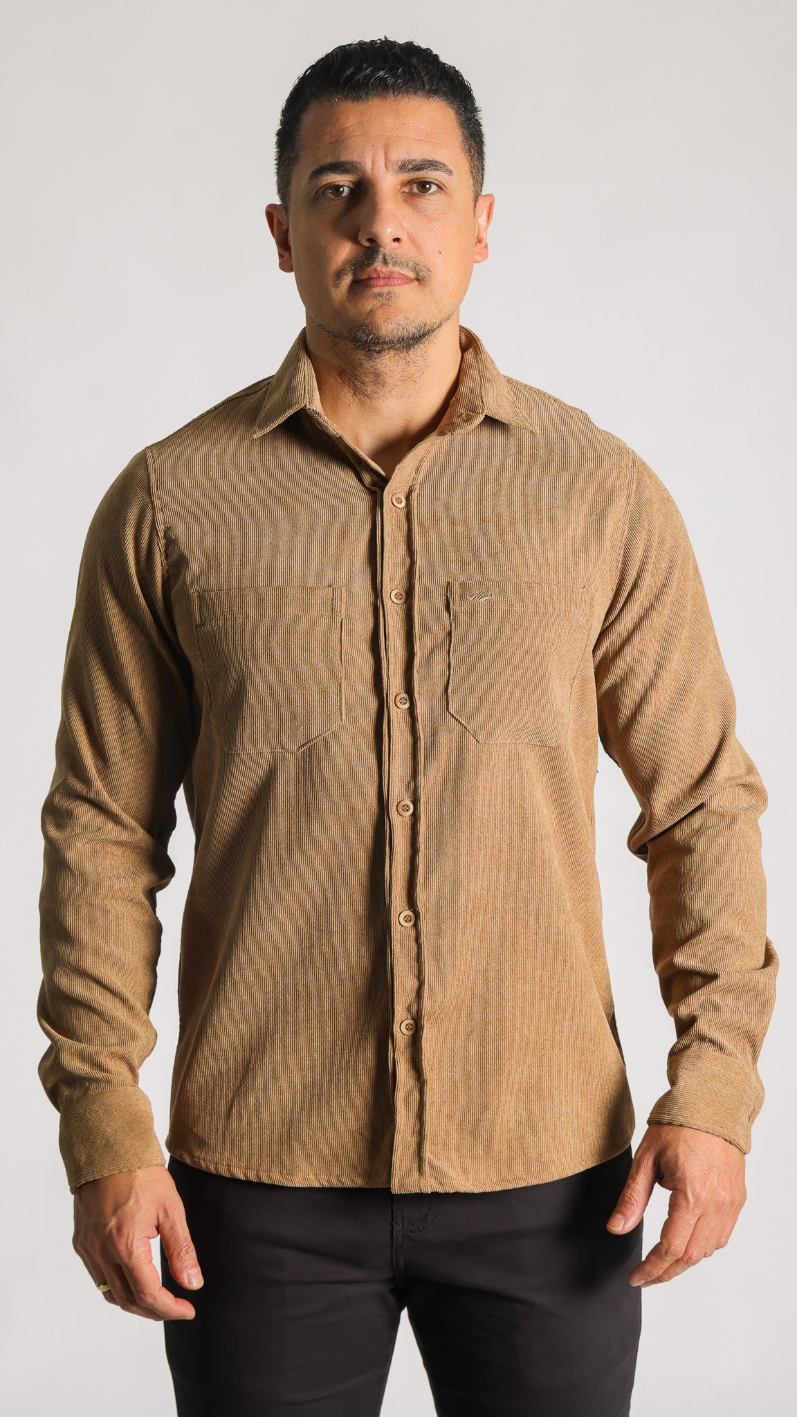 Camisa Cotelê Manga Longa - Bege